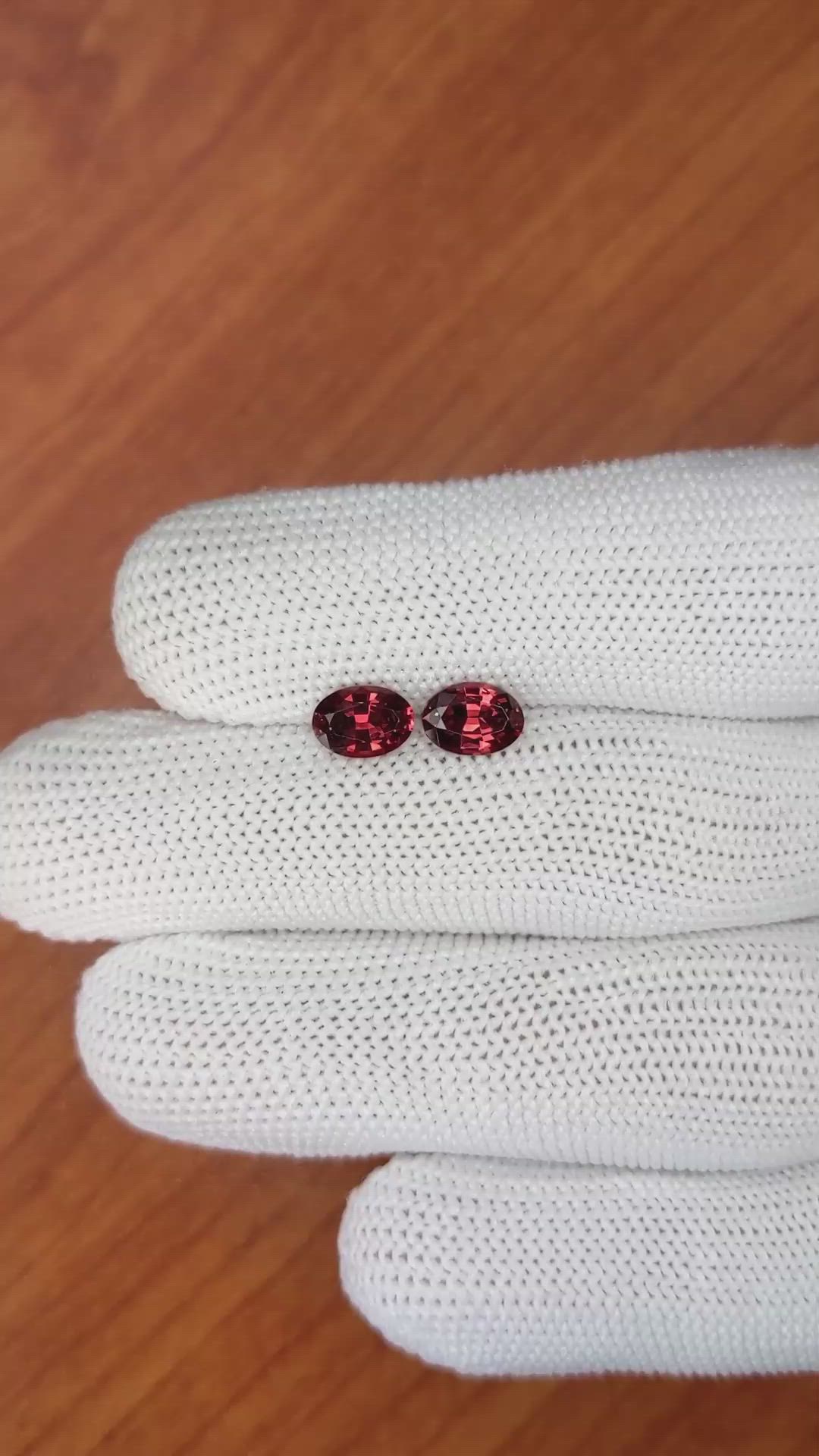 1.71 Ct.Tw.Total Carat Weight Garnet Pair from Ceylon (Sri Lanka) Size Video