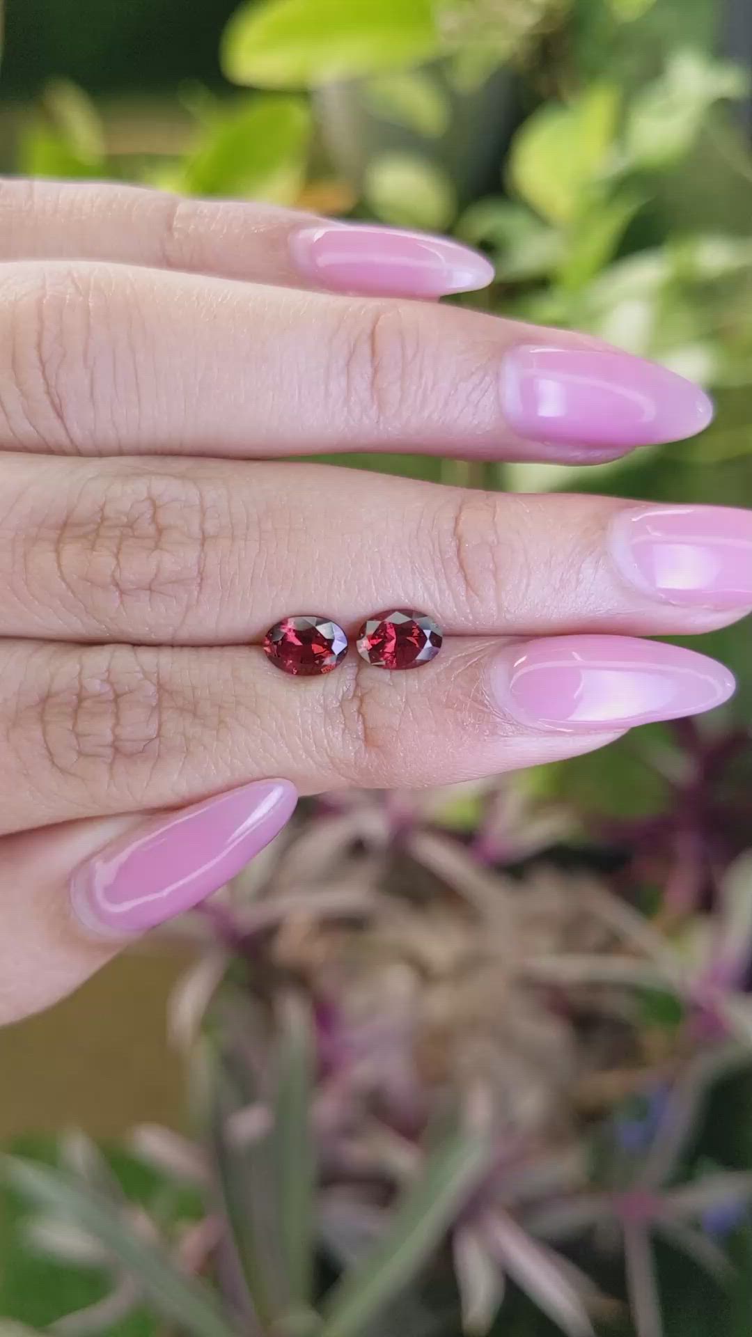 1.71 Ct.Tw.Total Carat Weight Garnet Pair from Ceylon (Sri Lanka) Size Video