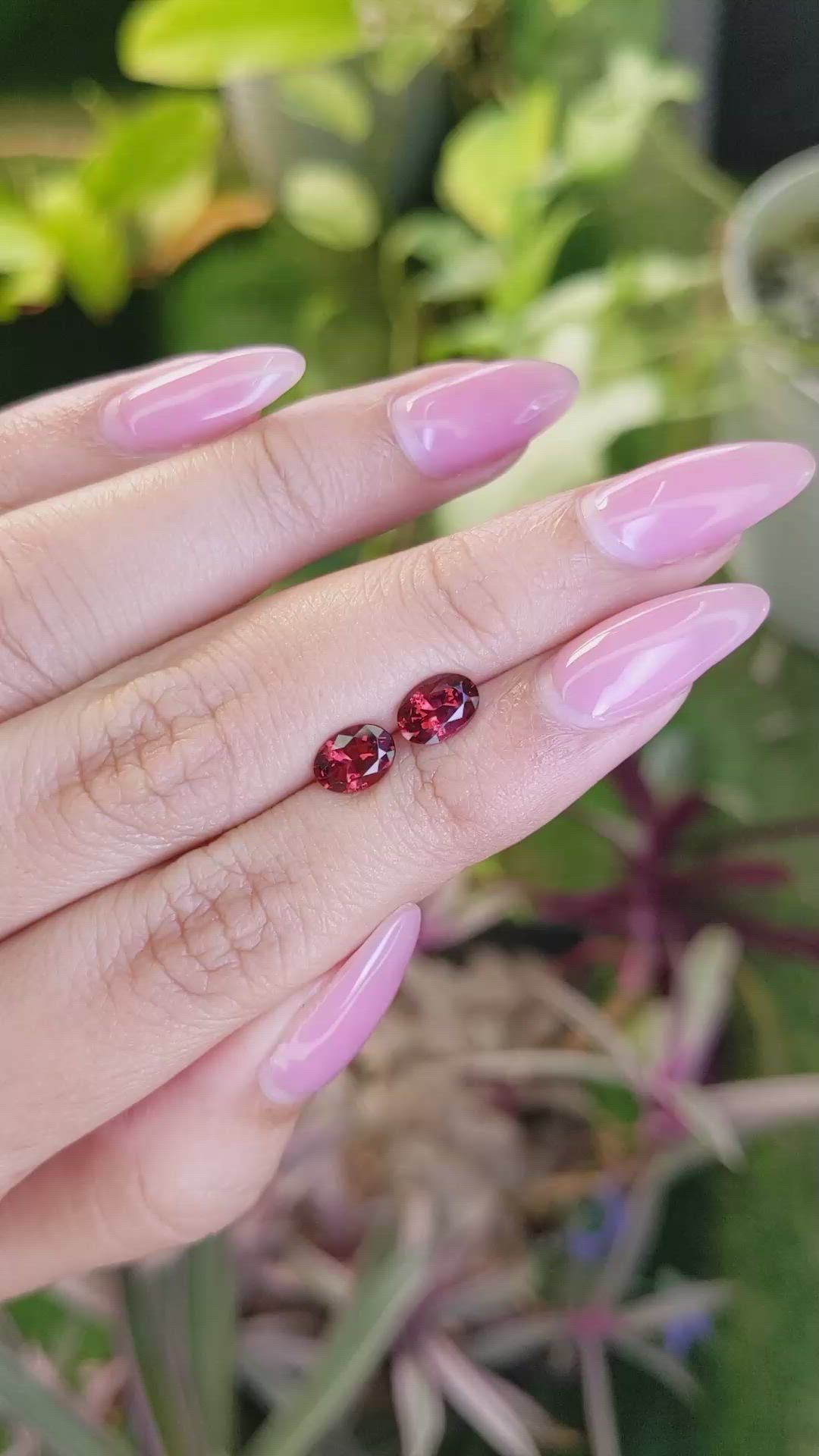 1.71 Ct.Tw.Total Carat Weight Garnet Pair from Ceylon (Sri Lanka) Size Video
