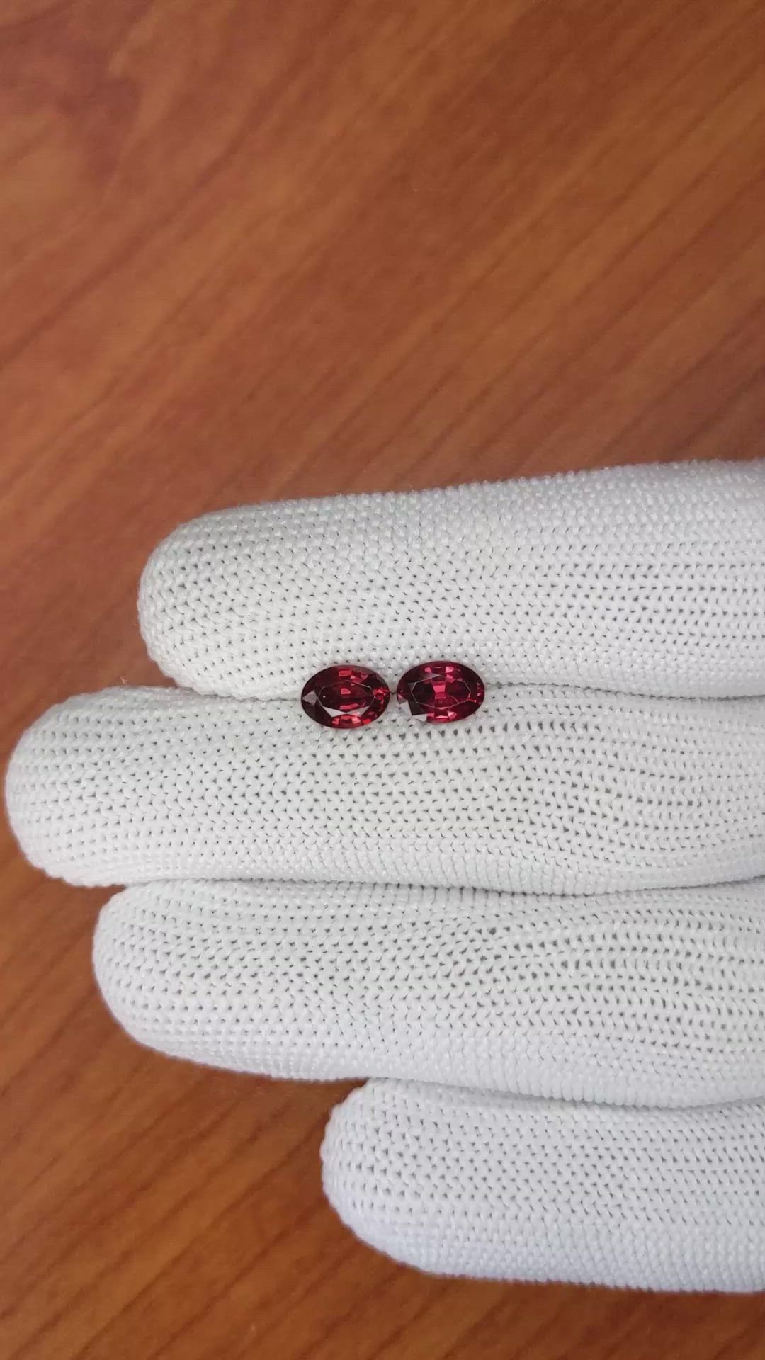 1.69 Ct.Tw.Total Carat Weight Garnet Pair from Ceylon (Sri Lanka) Size Video