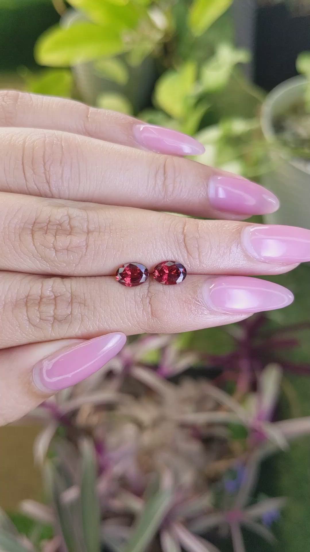 1.62 Ct.Tw.Total Carat Weight Garnet Pair from Ceylon (Sri Lanka) Size Video