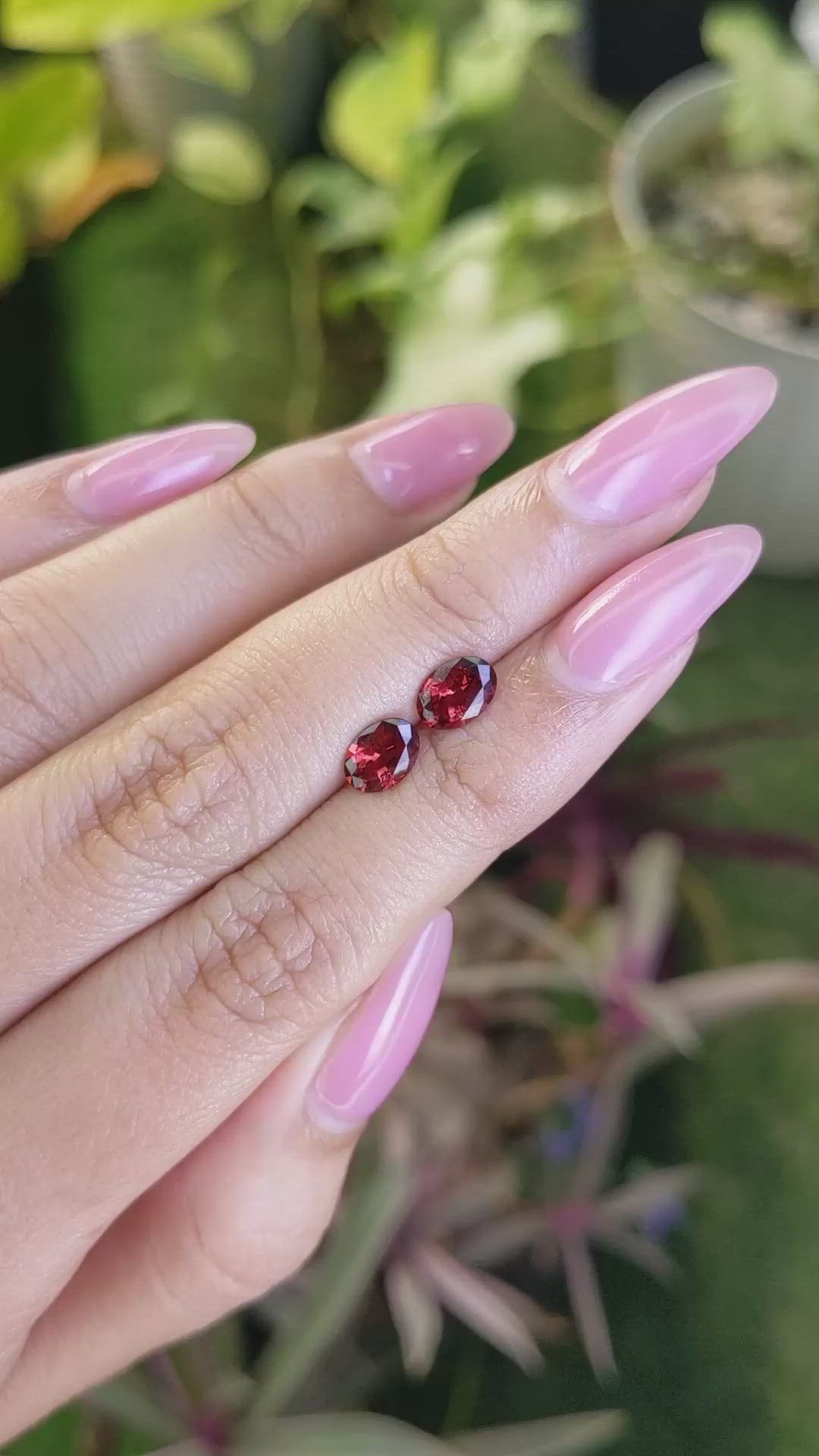 1.62 Ct.Tw.Total Carat Weight Garnet Pair from Ceylon (Sri Lanka) Size Video