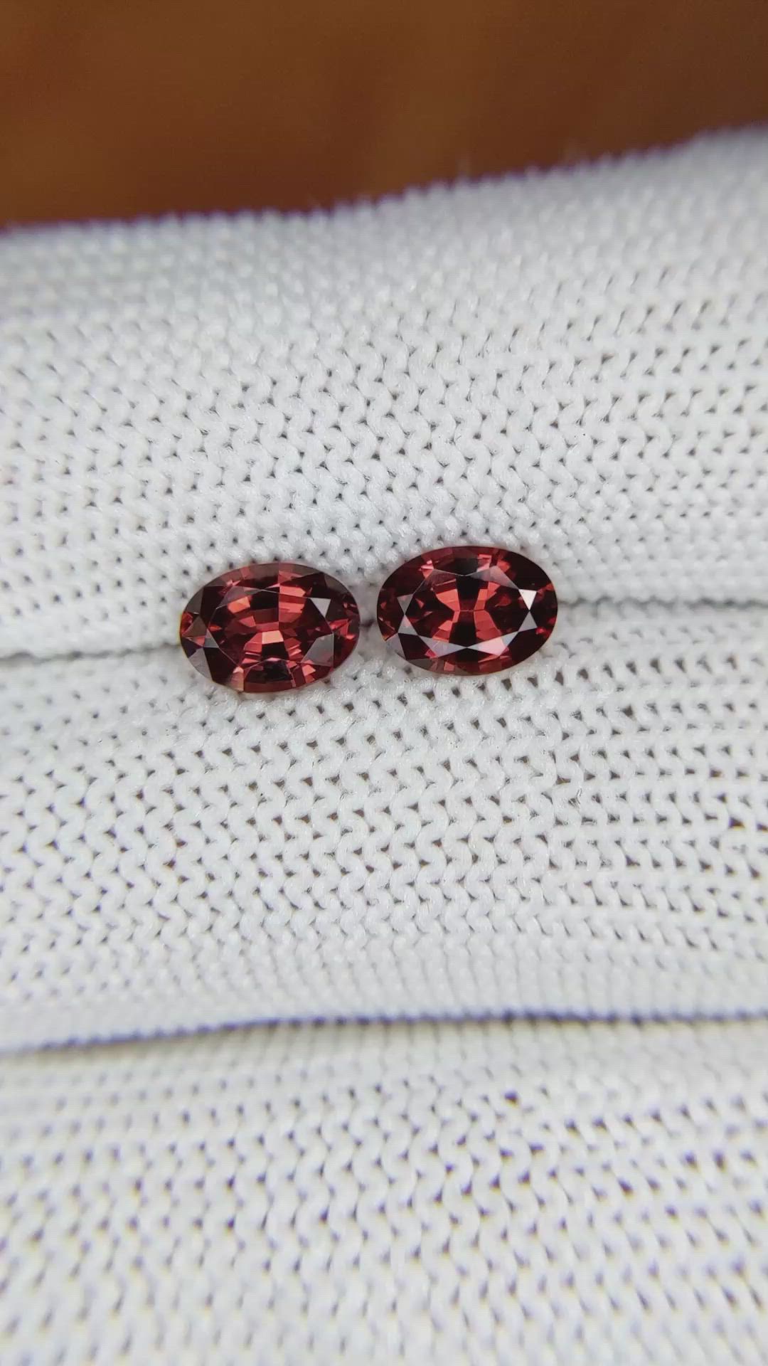 1.74 Ct.Tw.Total Carat Weight Garnet Pair from Ceylon (Sri Lanka) Size Video