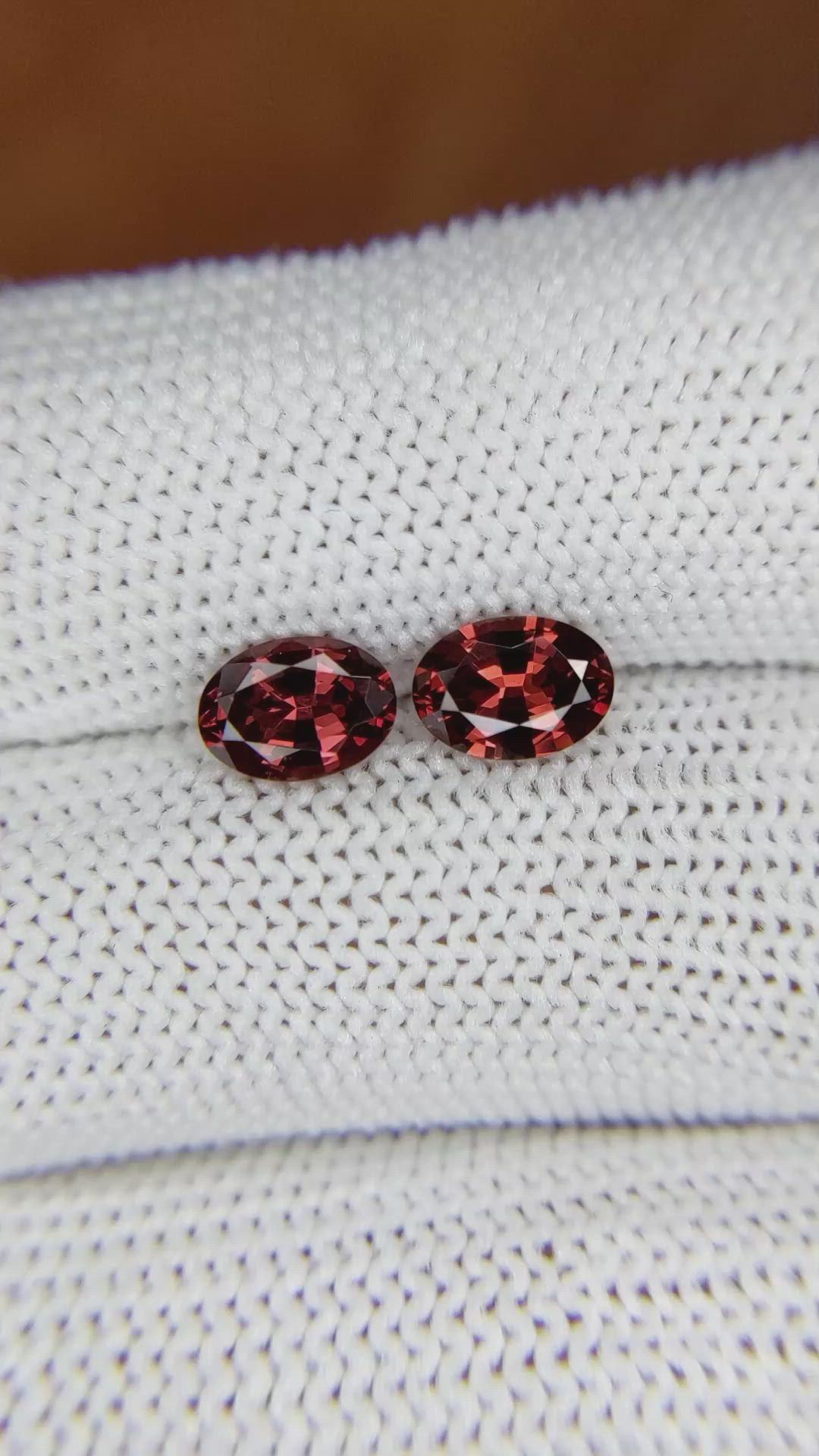 1.70 Ct.Tw.Total Carat Weight Garnet Pair from Ceylon (Sri Lanka) Size Video