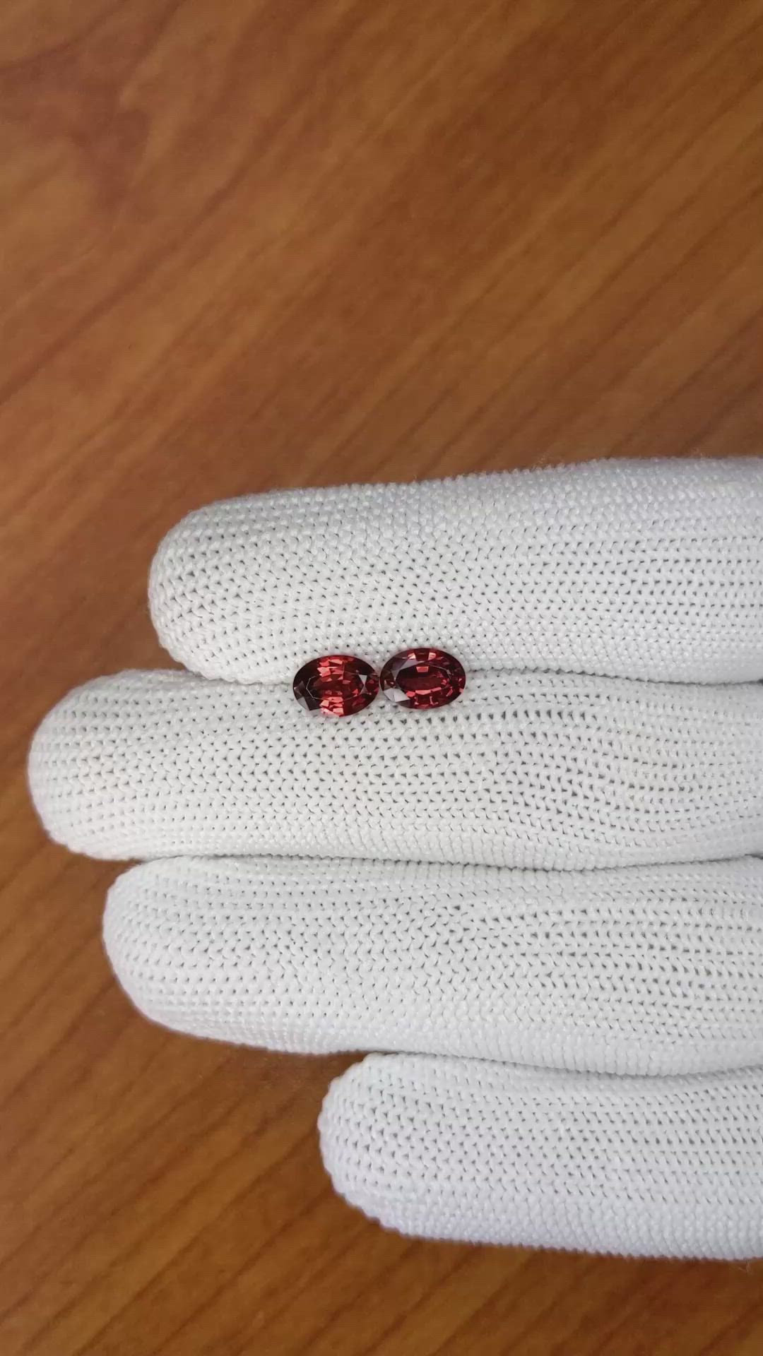 1.71 Ct.Tw.Total Carat Weight Garnet Pair from Ceylon (Sri Lanka) Size Video