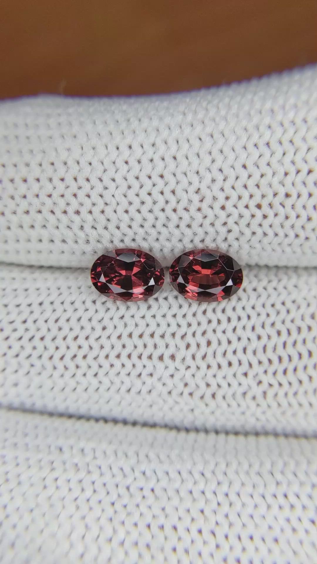 1.73 Ct.Tw.Total Carat Weight Garnet Pair from Ceylon (Sri Lanka) Size Video