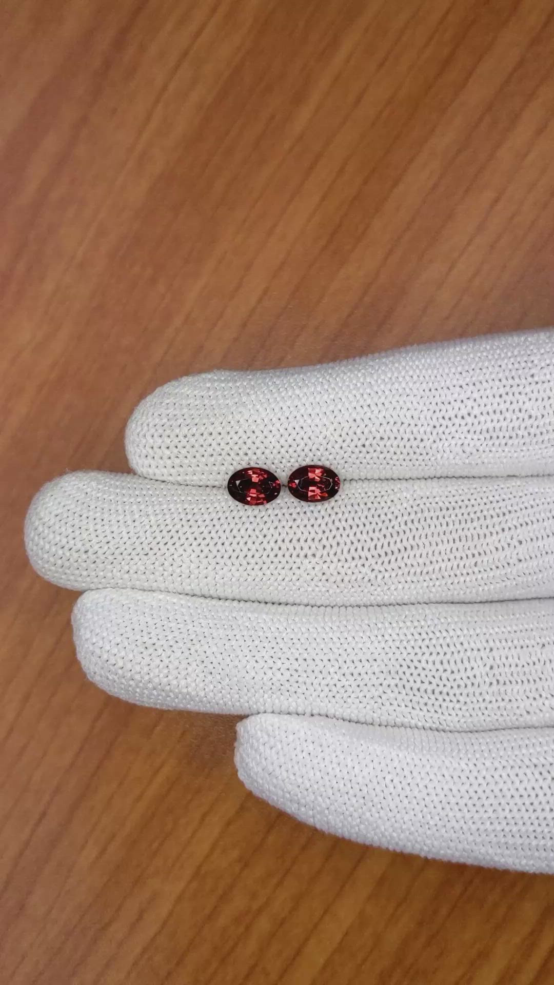 1.72 Ct.Tw.Total Carat Weight Garnet Pair from Ceylon (Sri Lanka) Size Video