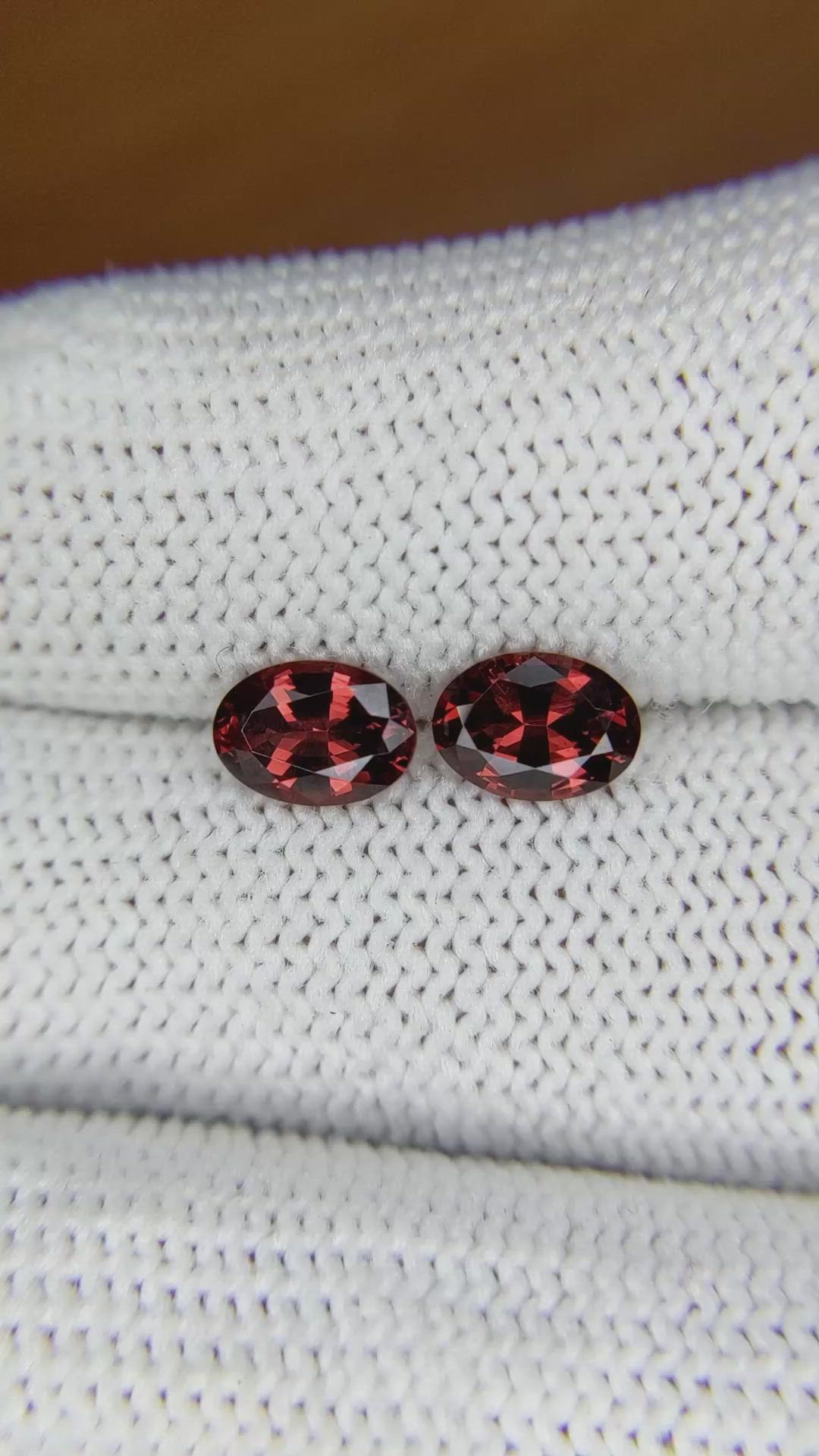 1.75 Ct.Tw.Total Carat Weight Garnet Pair from Ceylon (Sri Lanka) Size Video