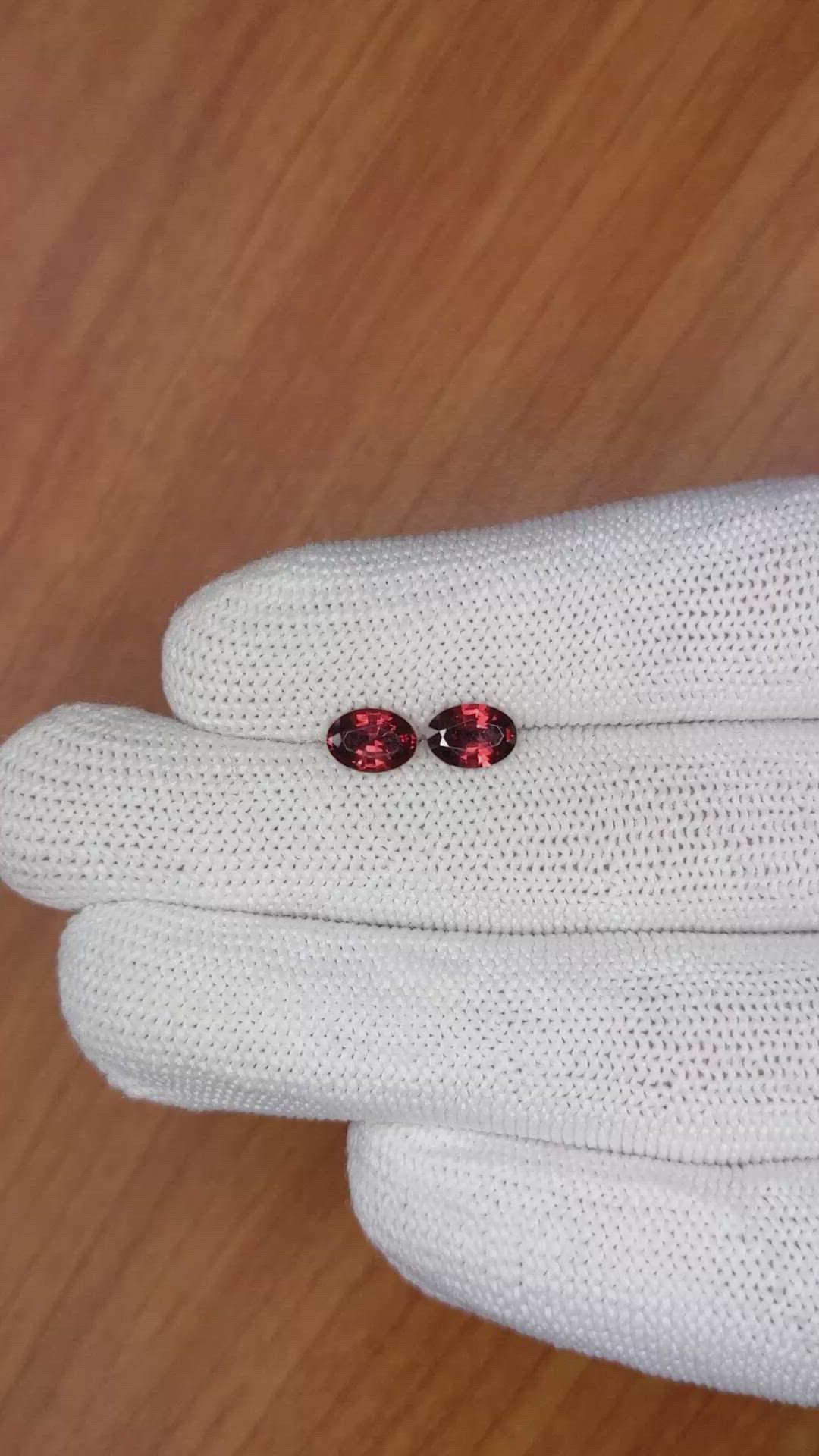 1.63 Ct.Tw.Total Carat Weight Garnet Pair from Ceylon (Sri Lanka) Size Video