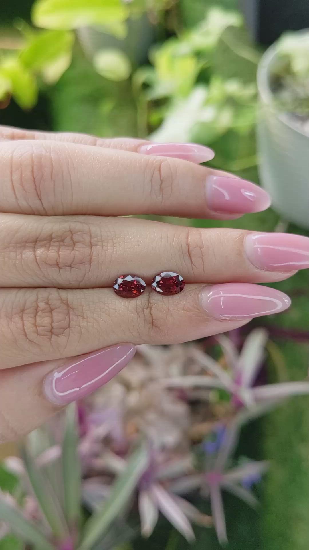 1.63 Ct.Tw.Total Carat Weight Garnet Pair from Ceylon (Sri Lanka) Size Video