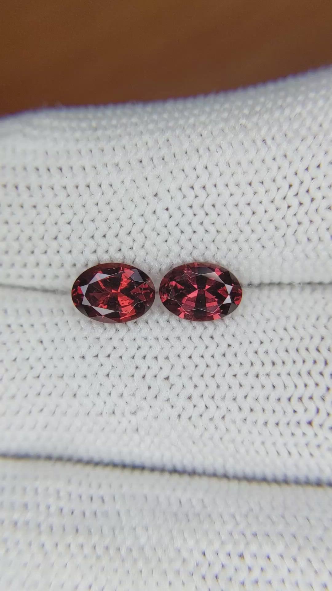 1.72 Ct.Tw.Total Carat Weight Garnet Pair from Ceylon (Sri Lanka) Size Video