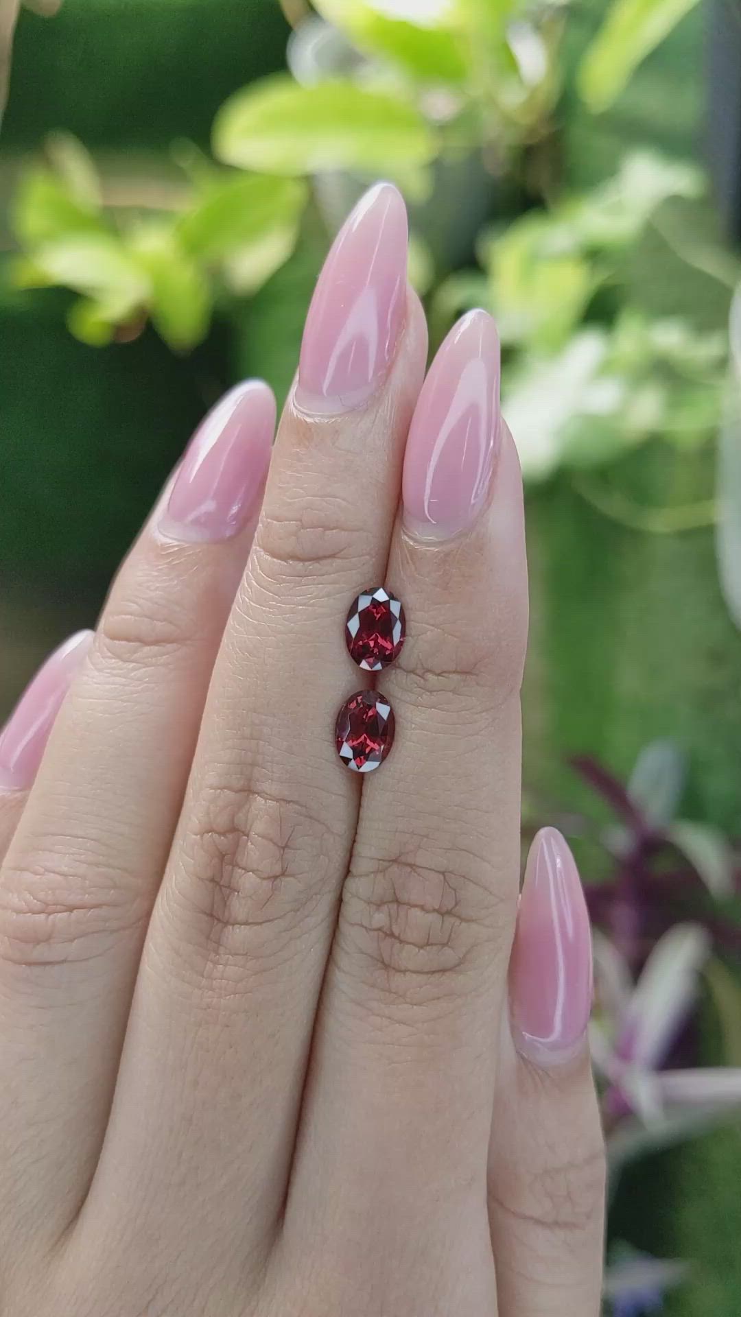 1.72 Ct.Tw.Total Carat Weight Garnet Pair from Ceylon (Sri Lanka) Size Video