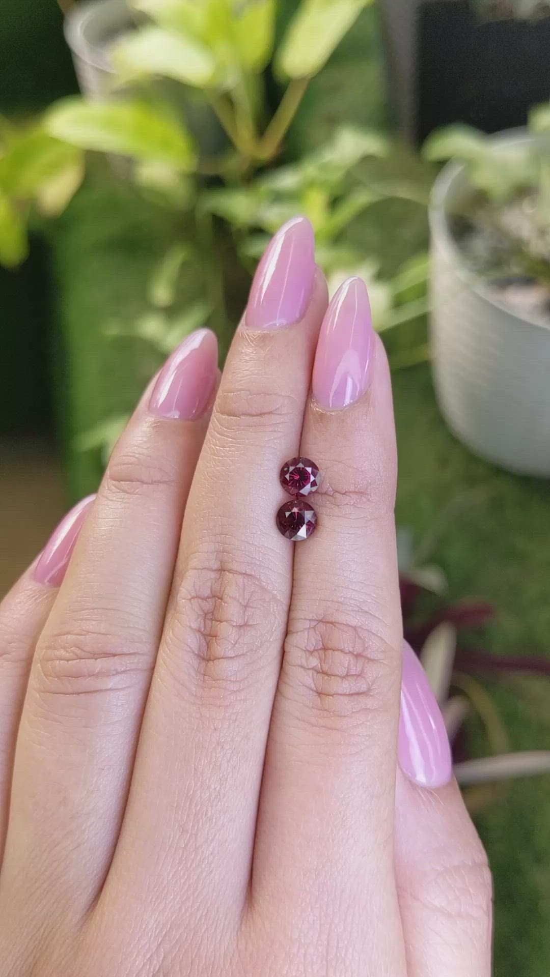 1.70 Ct.Tw.Total Carat Weight Garnet Pair from Ceylon (Sri Lanka) Size Video