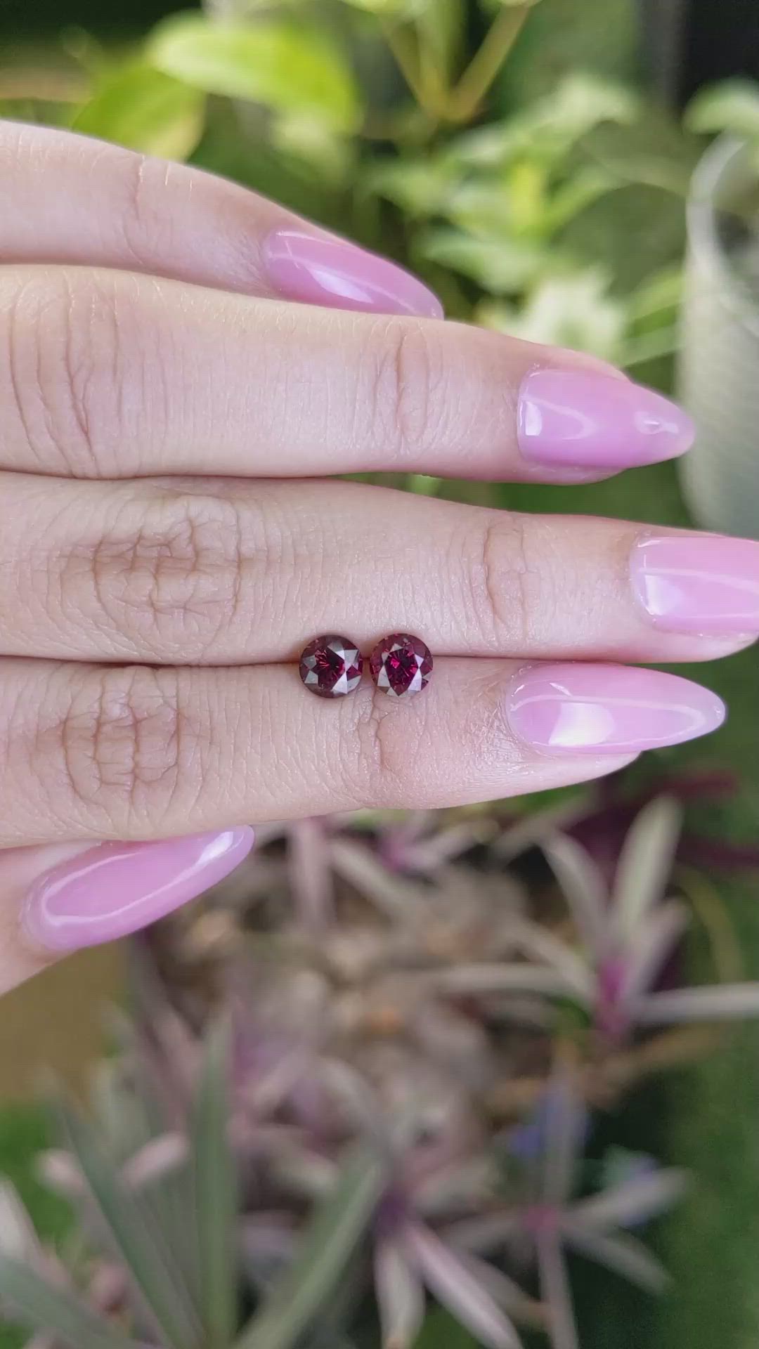 1.70 Ct.Tw.Total Carat Weight Garnet Pair from Ceylon (Sri Lanka) Size Video