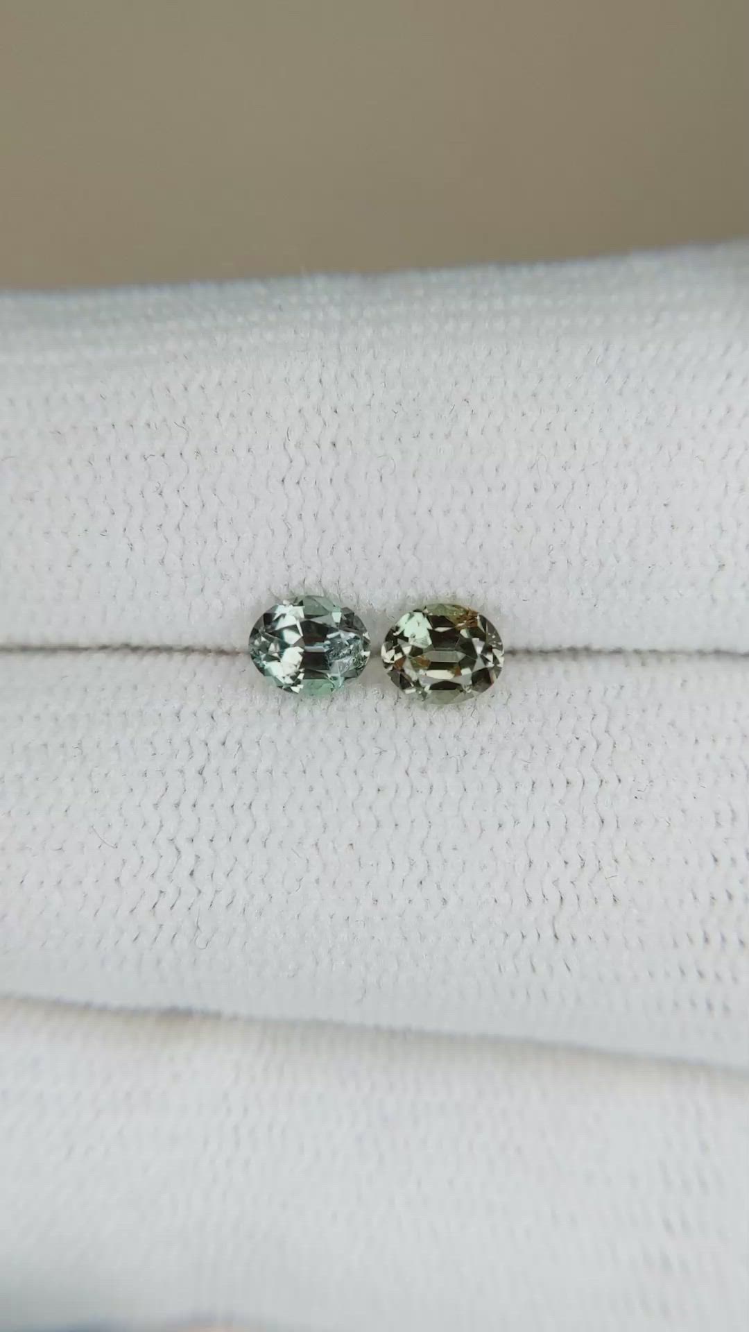 0.78&nbsp;Ct.Tw.Total Carat Weight Alexandrite Pair from Ceylon (Sri Lanka) Size Video