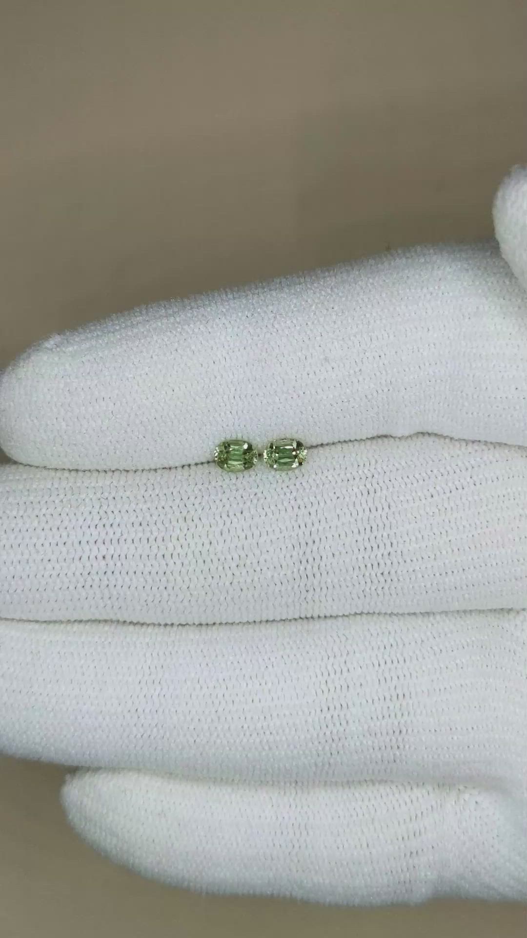 0.58&nbsp;Ct.Tw.Total Carat Weight Alexandrite Pair from Ceylon (Sri Lanka) Size Video