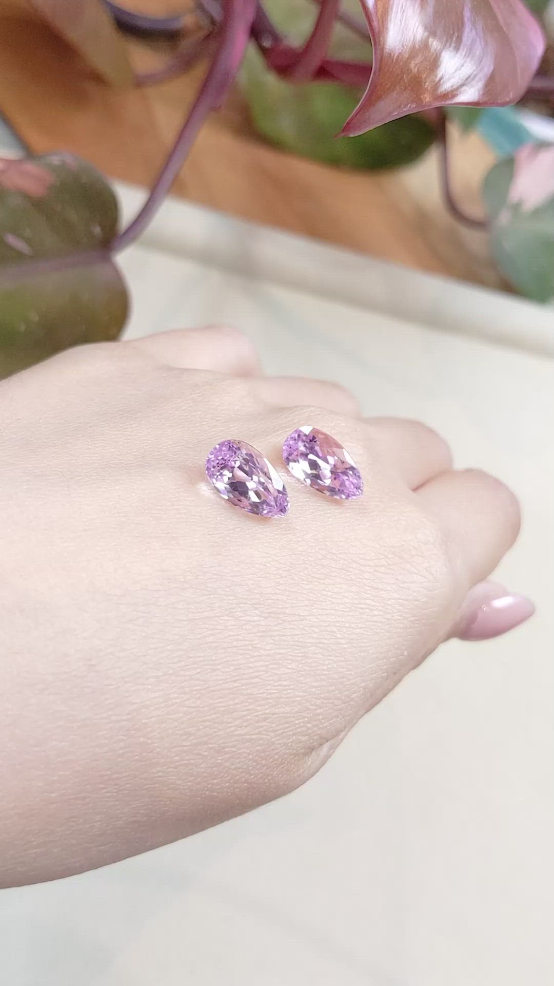 9.79&nbsp;Ct.Tw.Total Carat Weight Kunzite Pair from Afghanistan Size Video