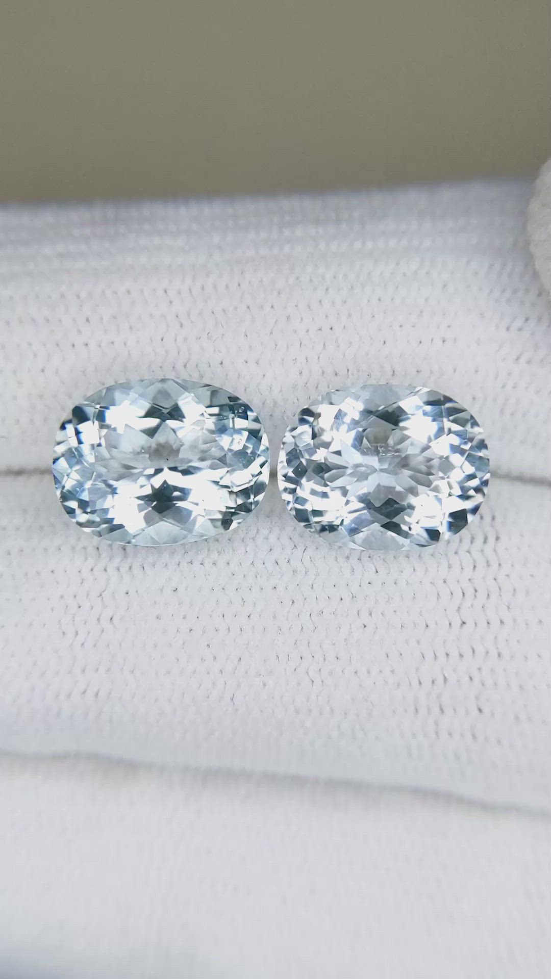 5.35&nbsp;Ct.Tw.Total Carat Weight Aquamarine Pair from Brazil Size Video