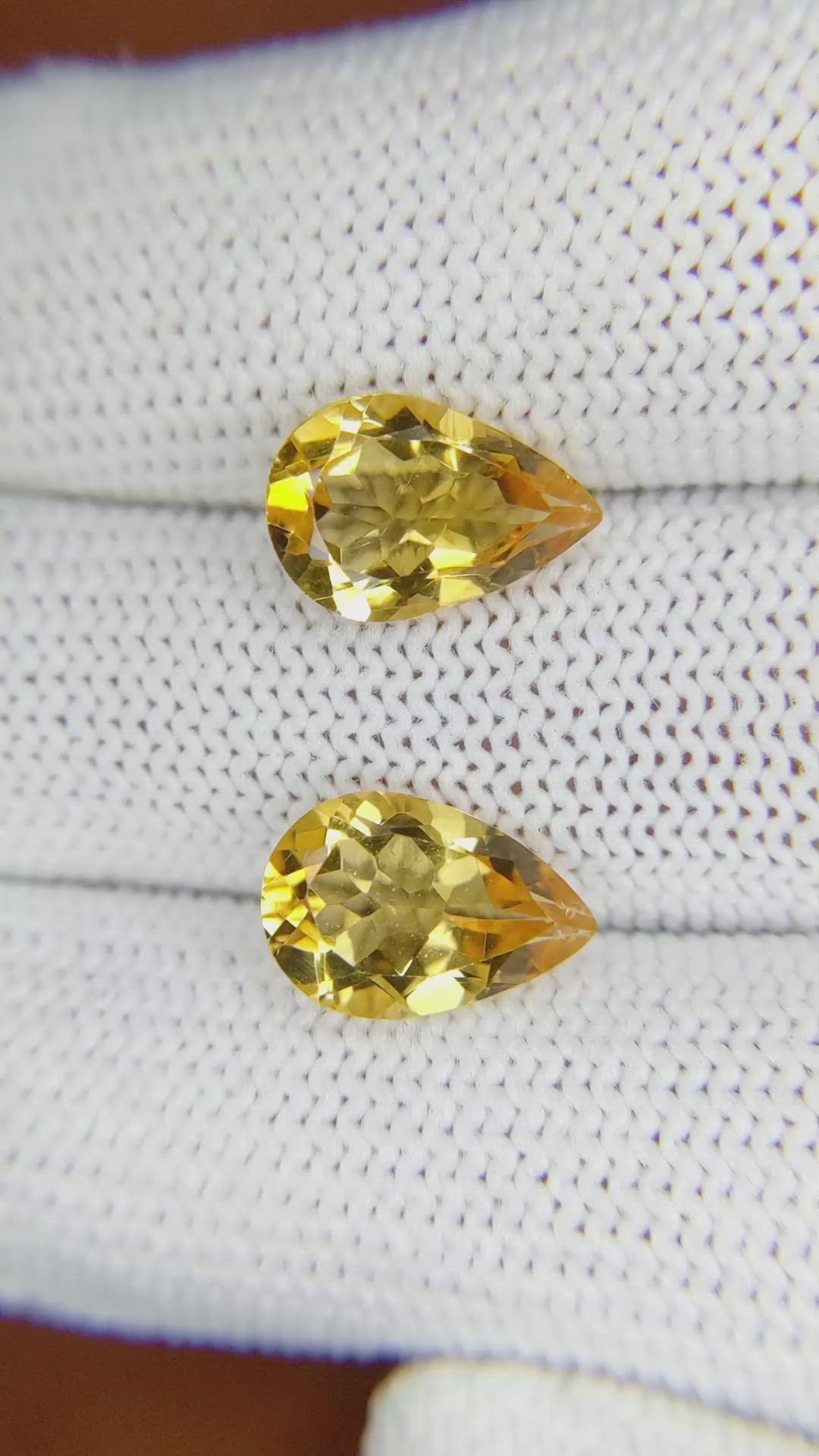 4.73&nbsp;Ct.Tw.Total Carat Weight Yellow Citrine Pair from Brazil Size Video