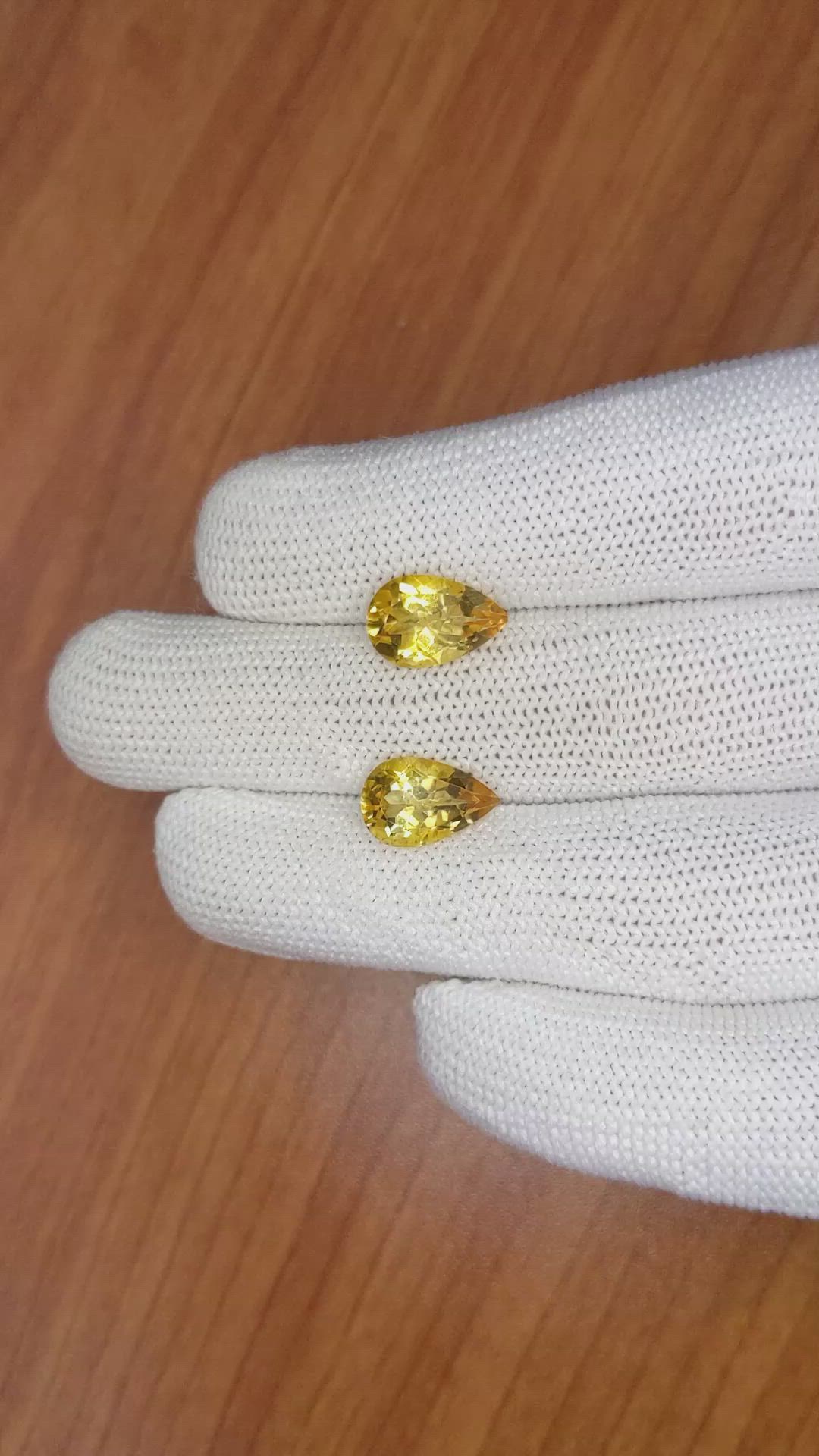 5.26&nbsp;Ct.Tw.Total Carat Weight Yellow Citrine Pair from Brazil Size Video