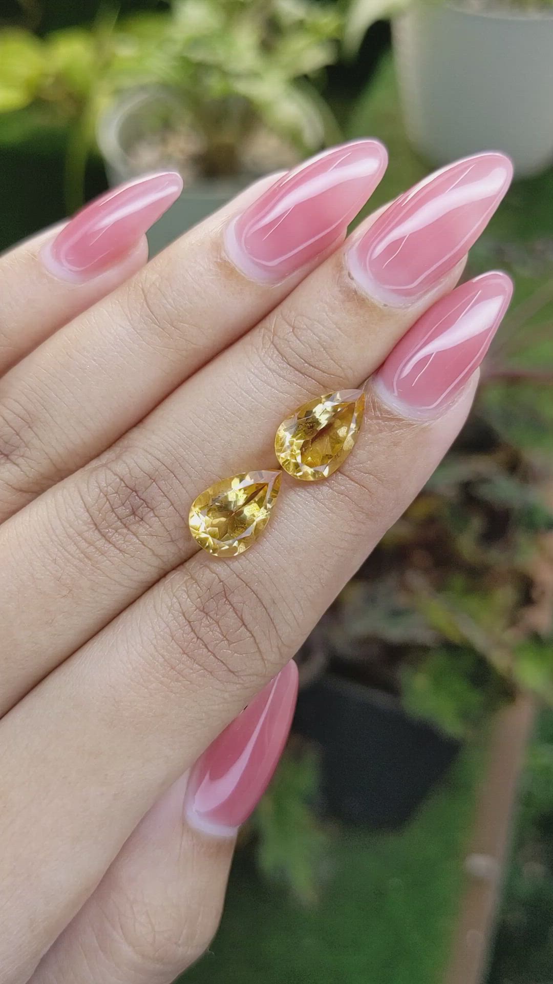 5.26&nbsp;Ct.Tw.Total Carat Weight Yellow Citrine Pair from Brazil Size Video