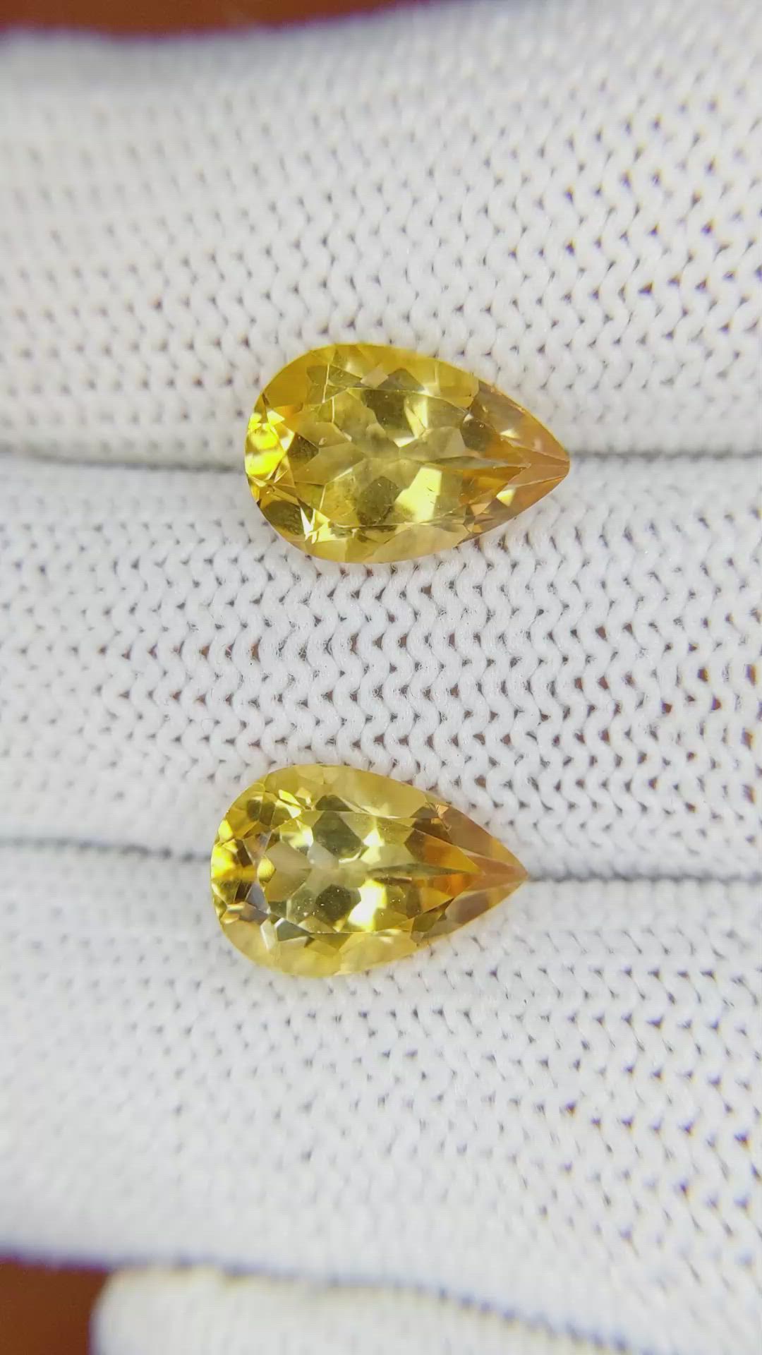 5.26&nbsp;Ct.Tw.Total Carat Weight Yellow Citrine Pair from Brazil Size Video