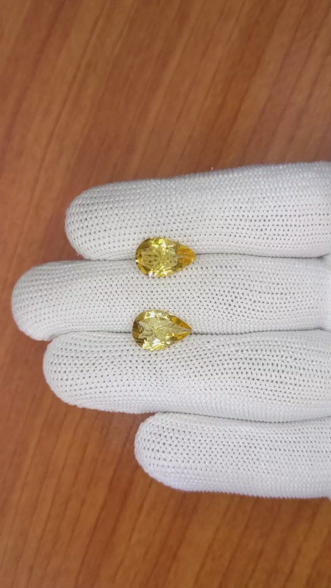4.56&nbsp;Ct.Tw.Total Carat Weight Yellow Citrine Pair from Brazil Size Video