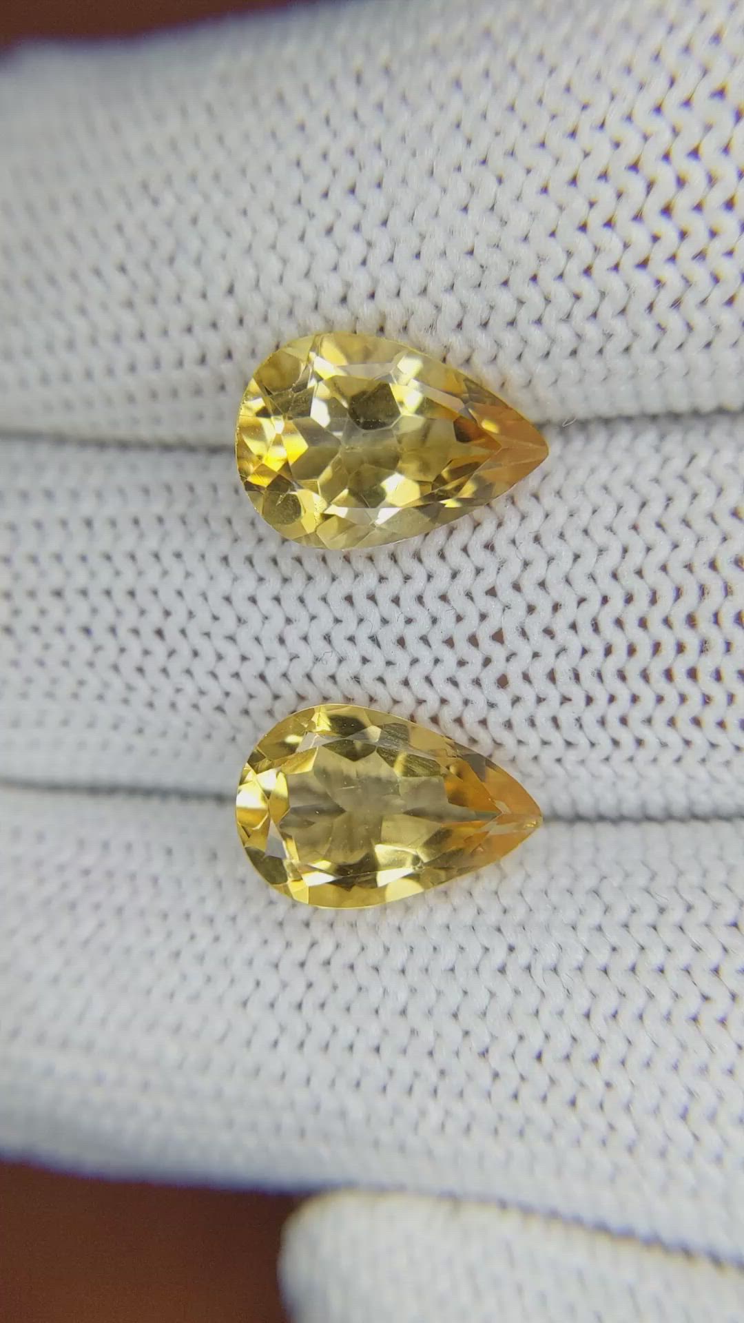 5.11&nbsp;Ct.Tw.Total Carat Weight Yellow Citrine Pair from Brazil Size Video