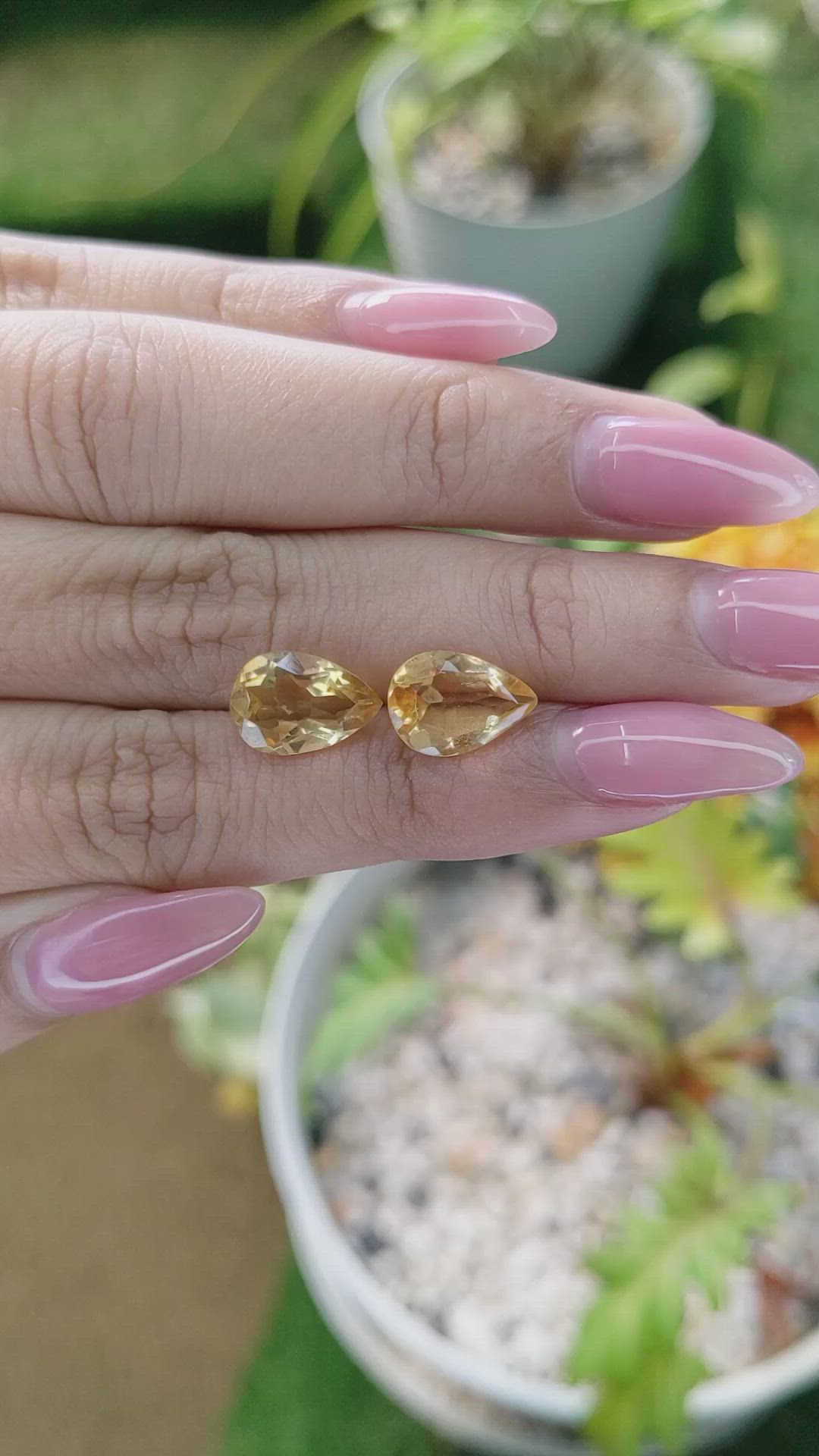 4.73&nbsp;Ct.Tw.Total Carat Weight Yellow Citrine Pair from Brazil Size Video