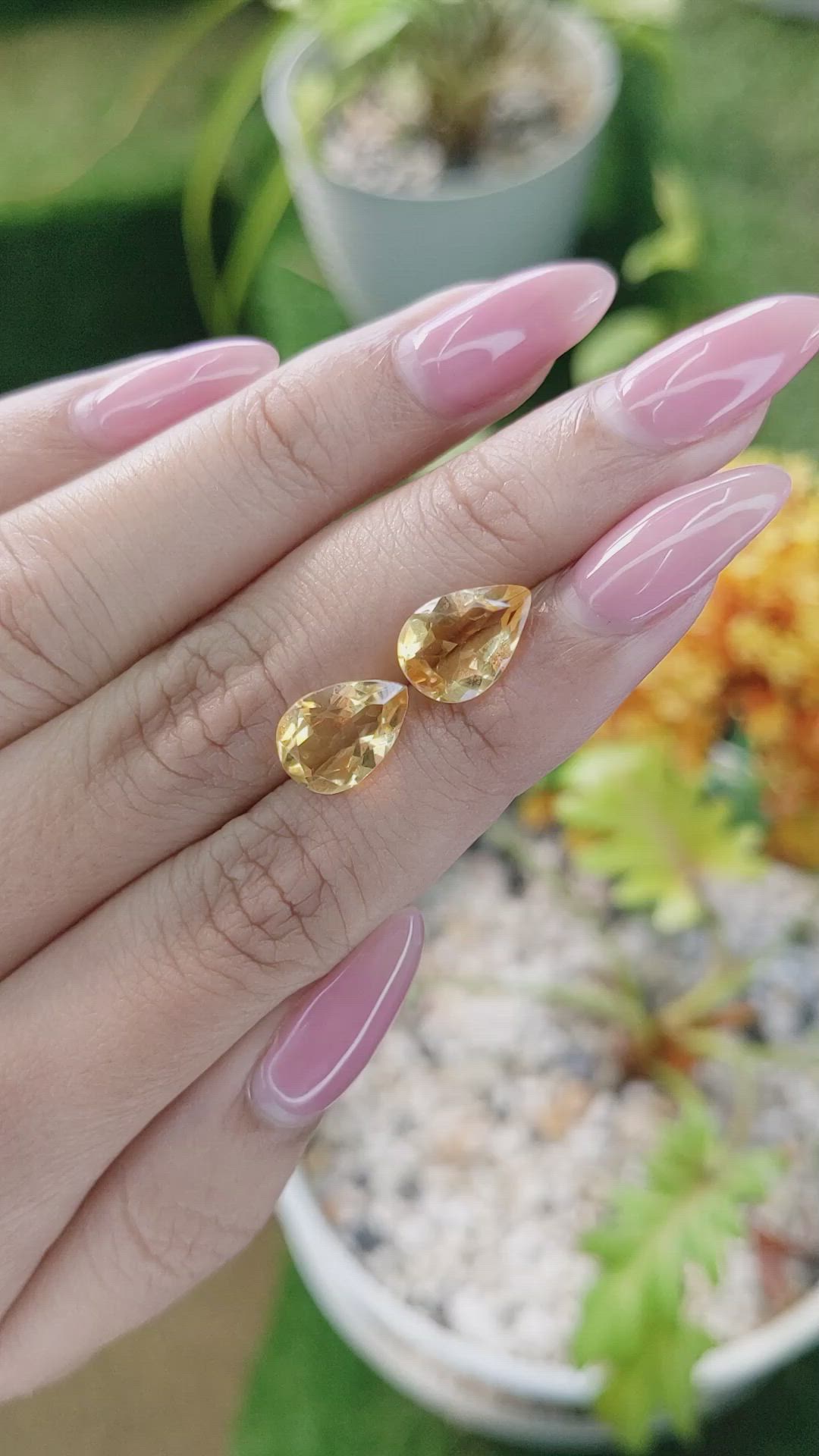 4.73&nbsp;Ct.Tw.Total Carat Weight Yellow Citrine Pair from Brazil Size Video