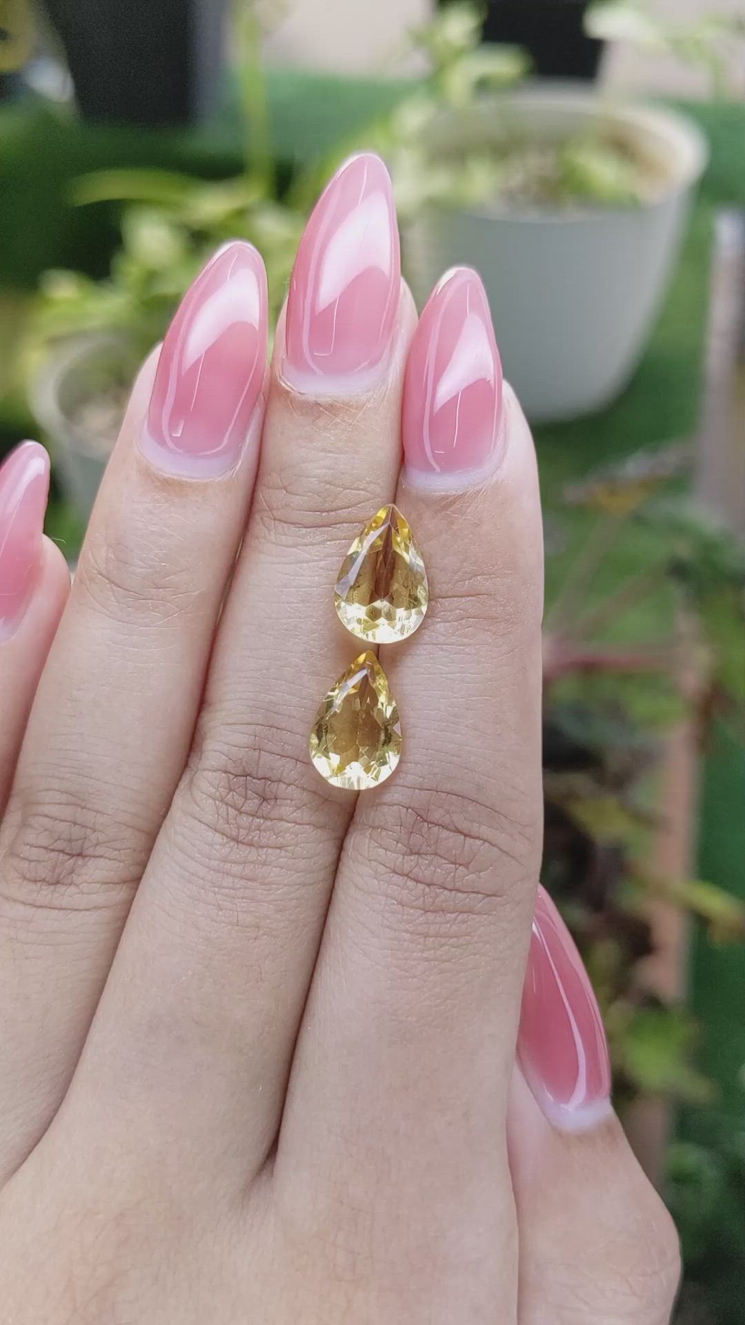4.58&nbsp;Ct.Tw.Total Carat Weight Yellow Citrine Pair from Brazil Size Video