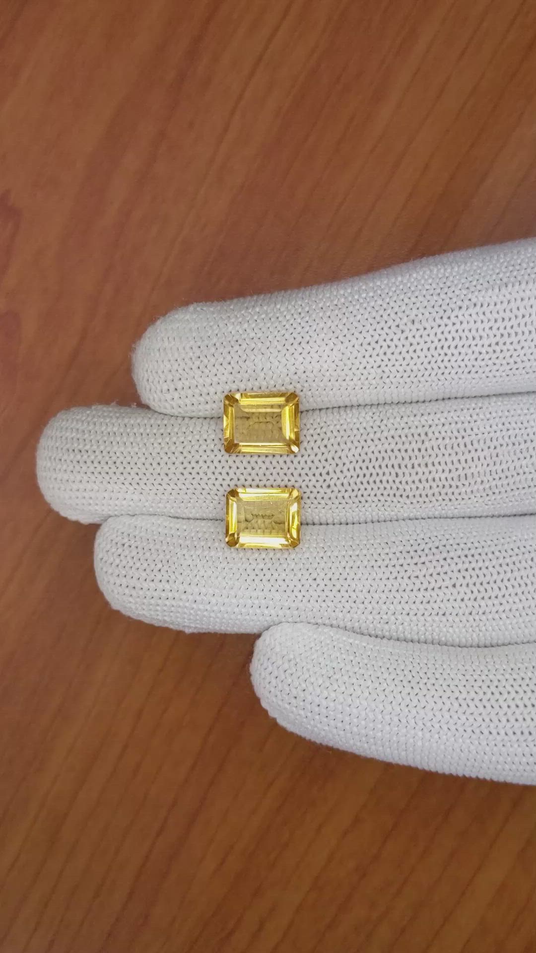 5.72&nbsp;Ct.Tw.Total Carat Weight Yellow Citrine Pair from Brazil Size Video