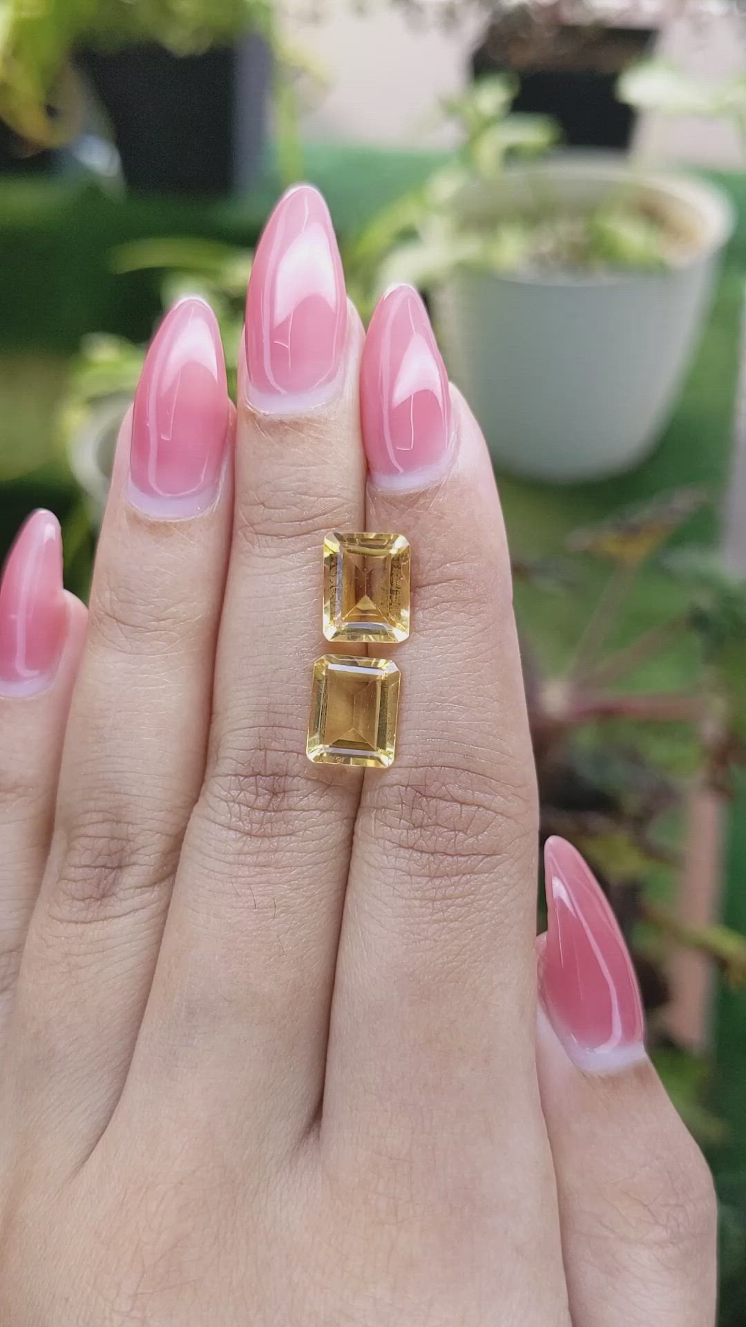 5.51&nbsp;Ct.Tw.Total Carat Weight Citrine Pair from Brazil Size Video