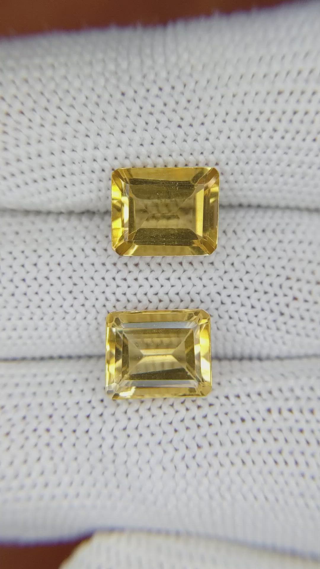 6.50&nbsp;Ct.Tw.Total Carat Weight Yellow Citrine Pair from Brazil Size Video