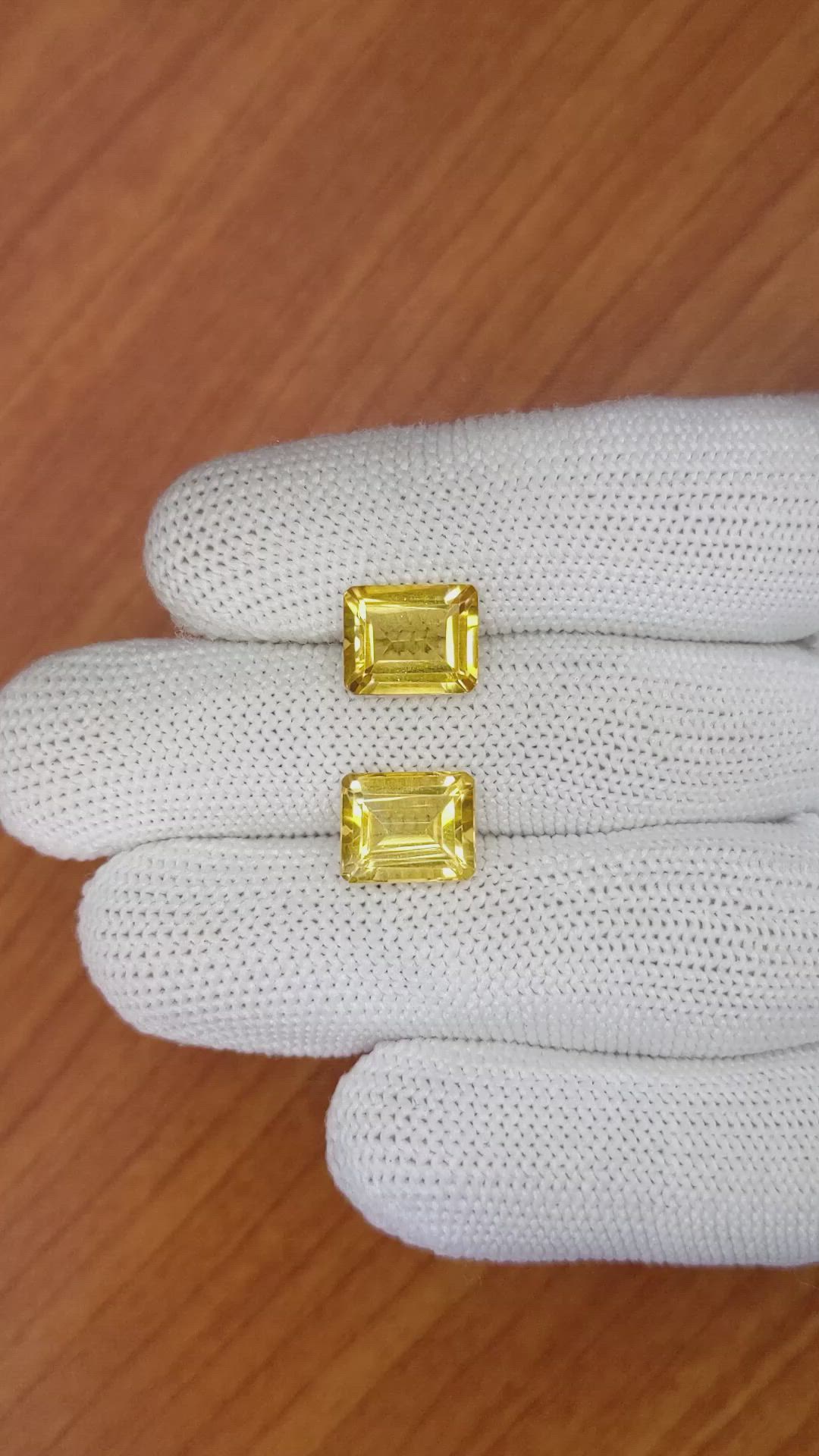 6.50&nbsp;Ct.Tw.Total Carat Weight Yellow Citrine Pair from Brazil Size Video