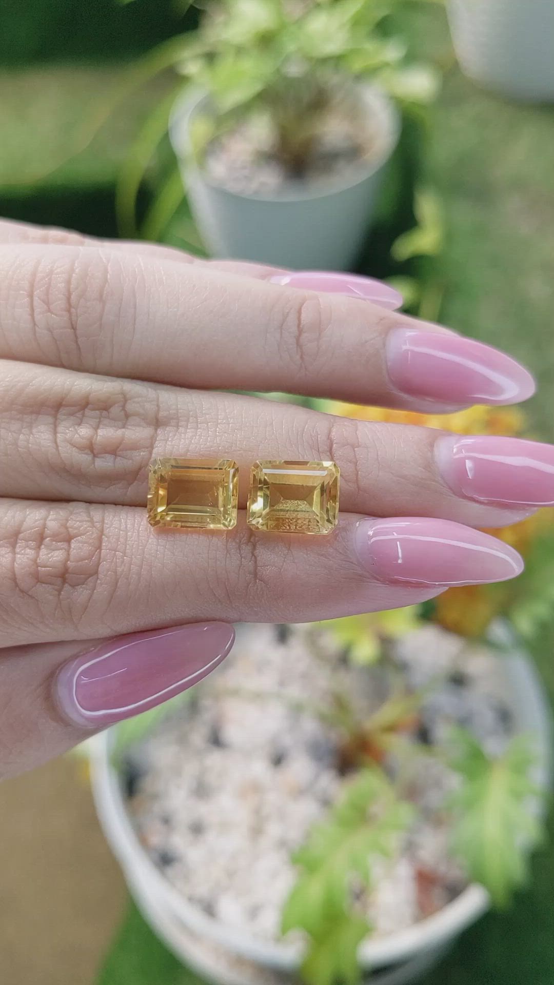 6.87&nbsp;Ct.Tw.Total Carat Weight Yellow Citrine Pair from Brazil Size Video