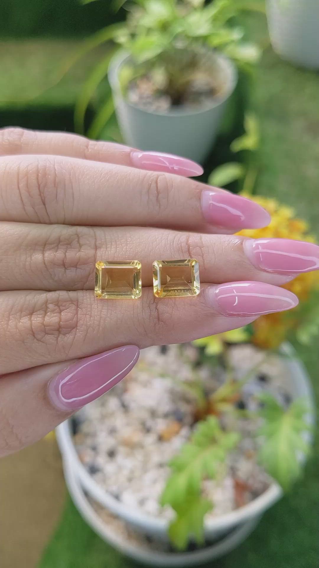 5.22&nbsp;Ct.Tw.Total Carat Weight Yellow Citrine Pair from Brazil Size Video