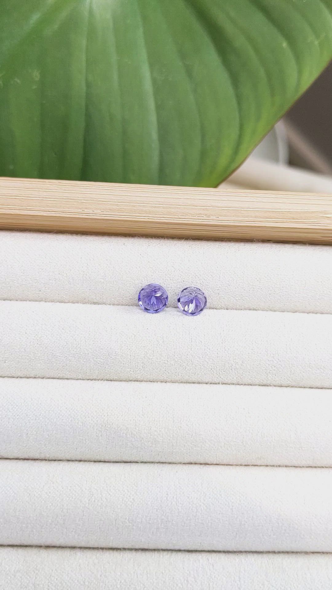 1.92&nbsp;Ct.Tw.Total Carat Weight Tanzanite Pair from Tanzania Size Video