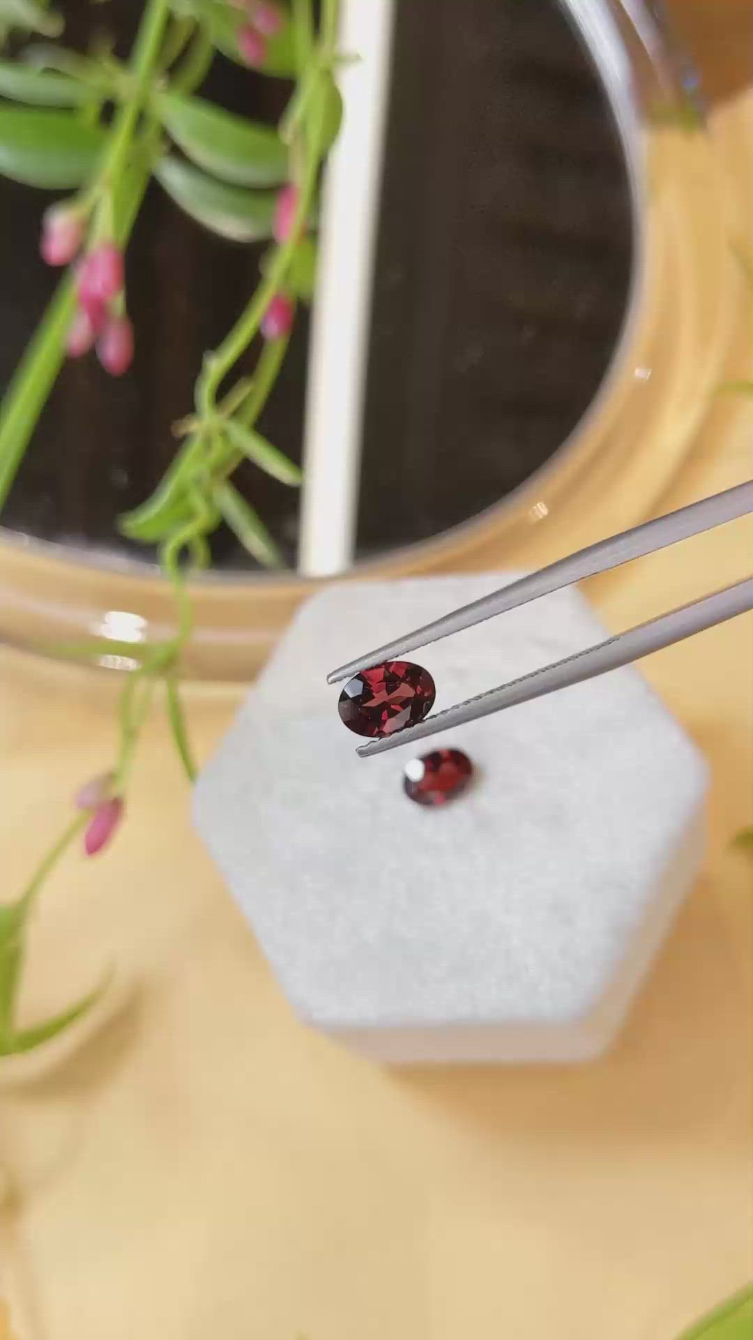 1.94 Ct.Tw.Total Carat Weight Garnet Pair from Ceylon (Sri Lanka) Size Video