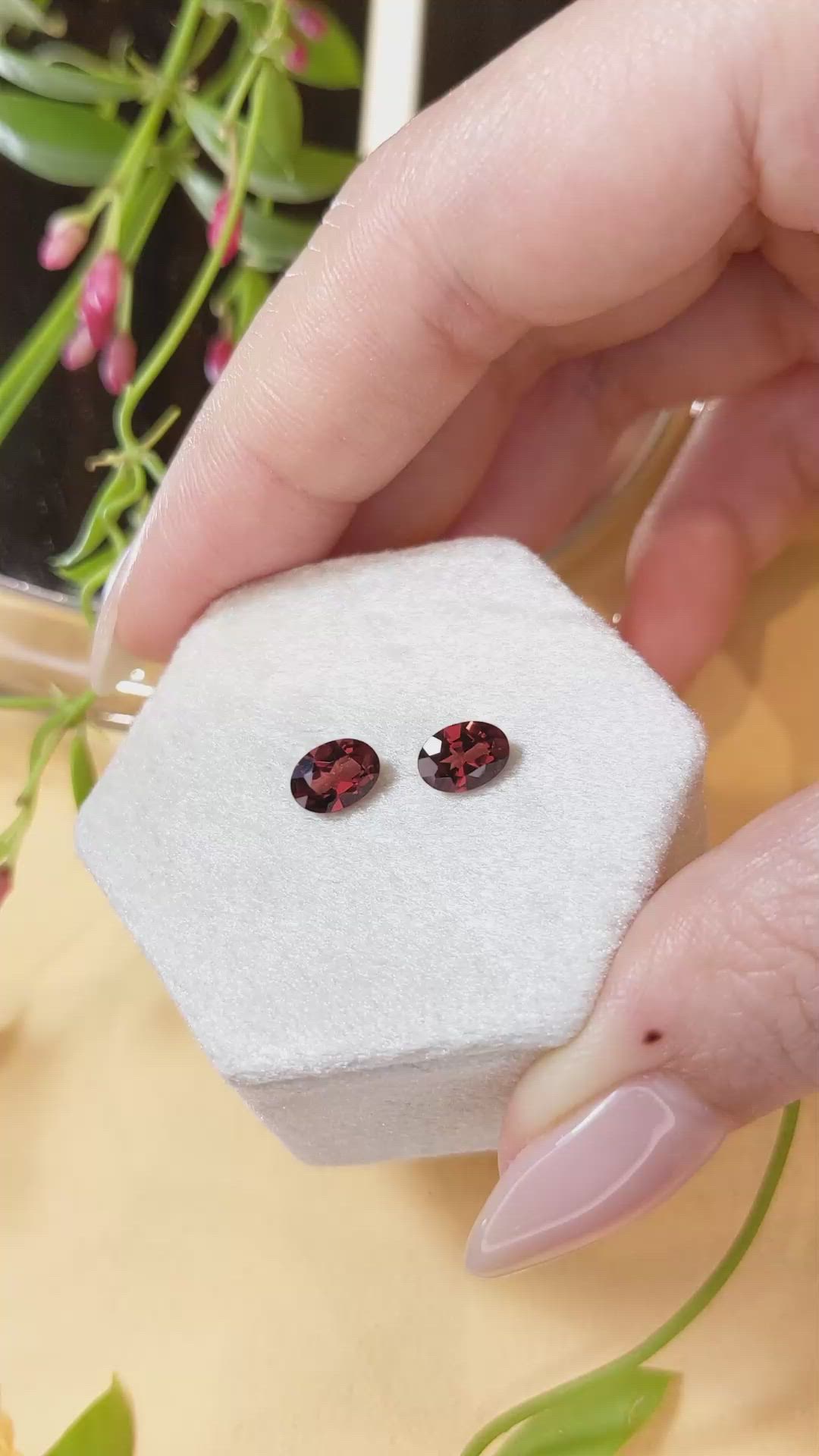 1.94 Ct.Tw.Total Carat Weight Garnet Pair from Ceylon (Sri Lanka) Size Video