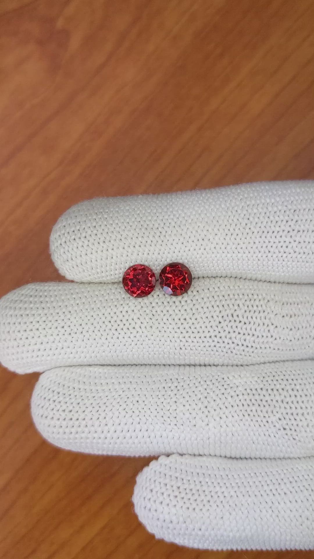 2.04 Ct.Tw.Total Carat Weight Almandine Garnet Pair from Ceylon (Sri Lanka) Size Video