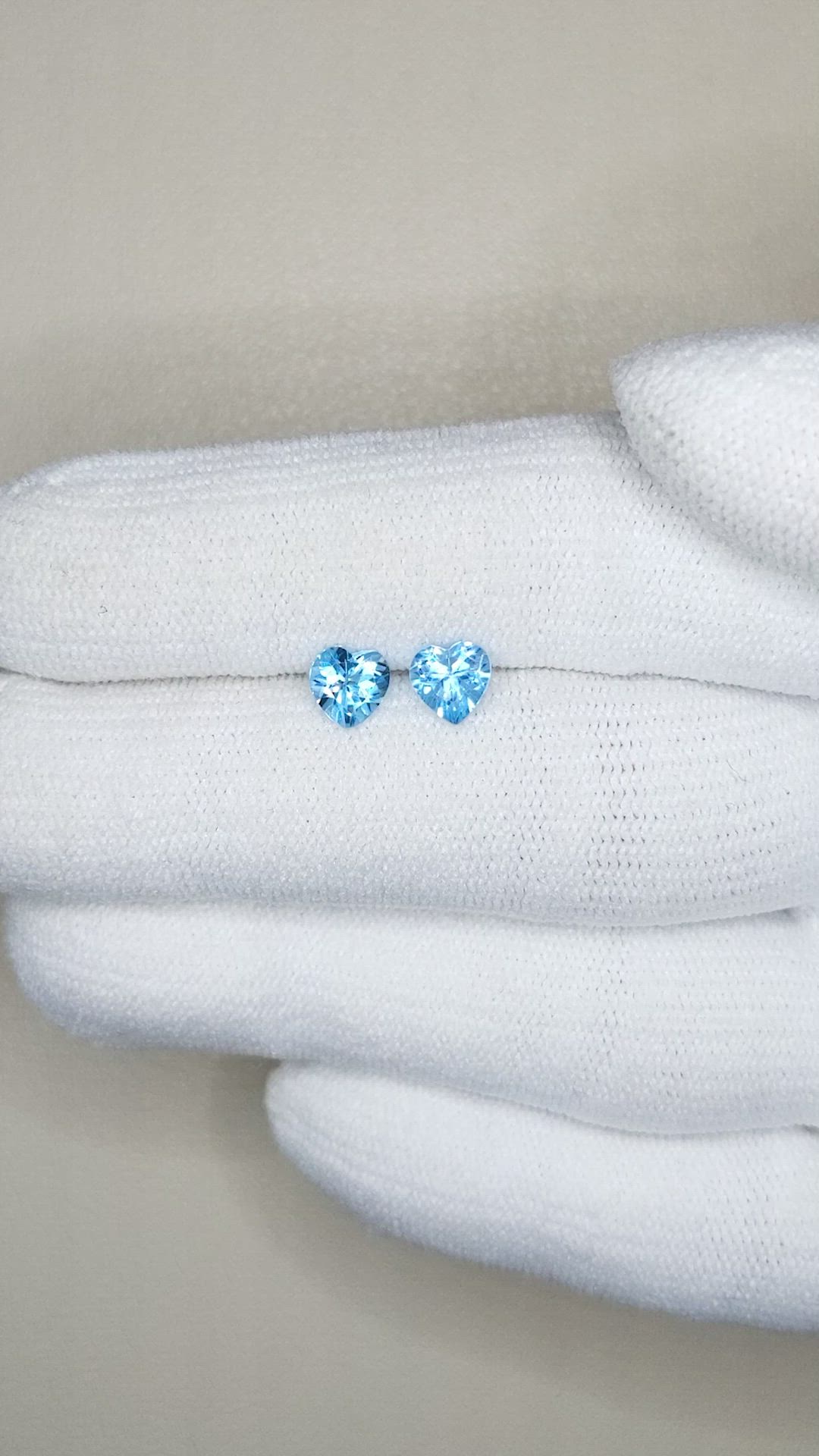 1.10&nbsp;Ct.Tw.Total Carat Weight Topaz Pair from Madagascar Size Video