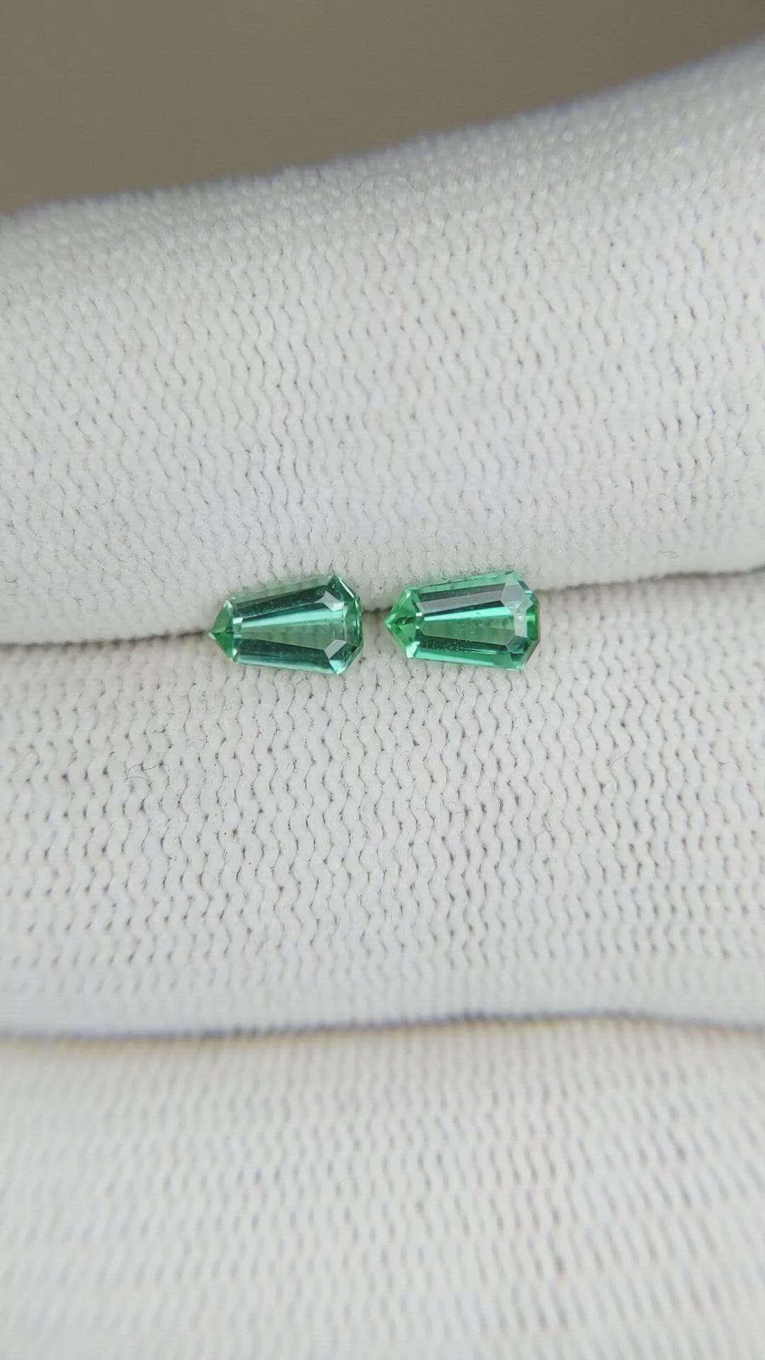 0.80 Ct.Tw.Total Carat Weight Tourmaline Pair from Brazil Size Video