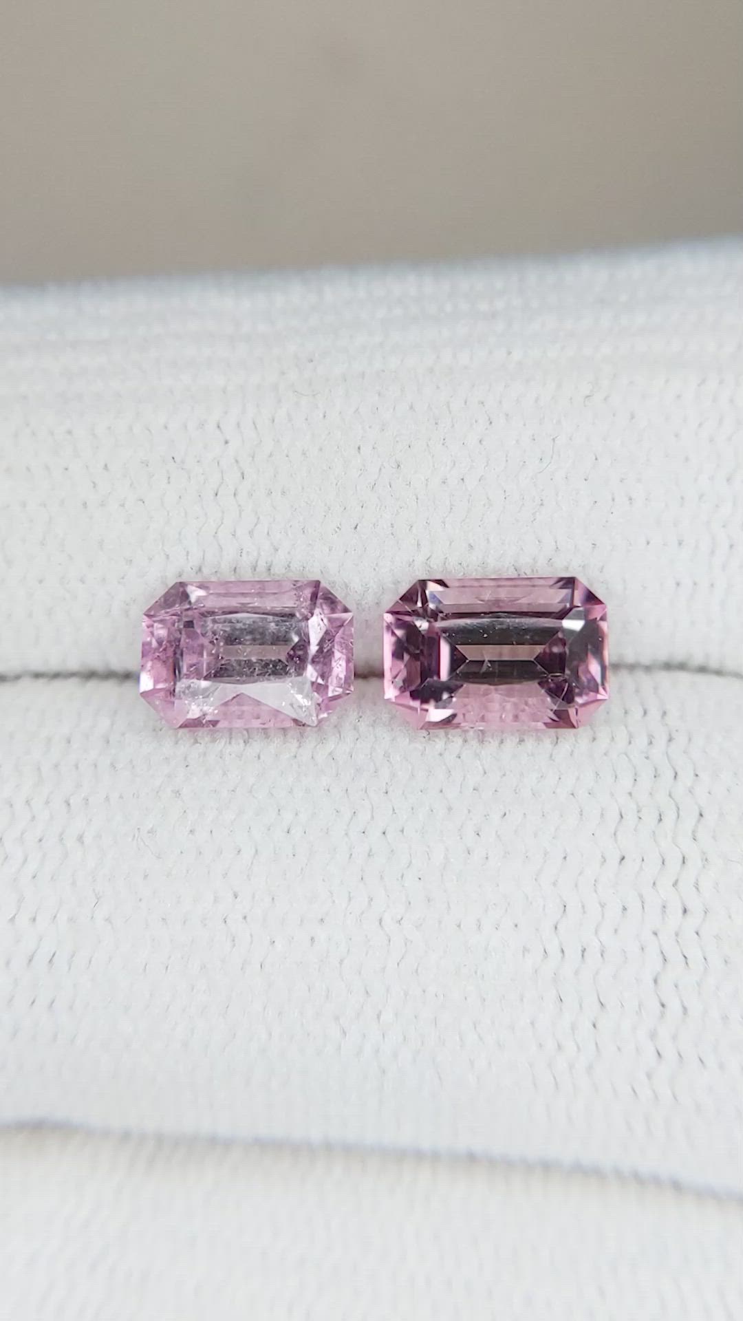 2.11&nbsp;Ct.Tw.Total Carat Weight Tourmaline Pair from Mozambique Size Video