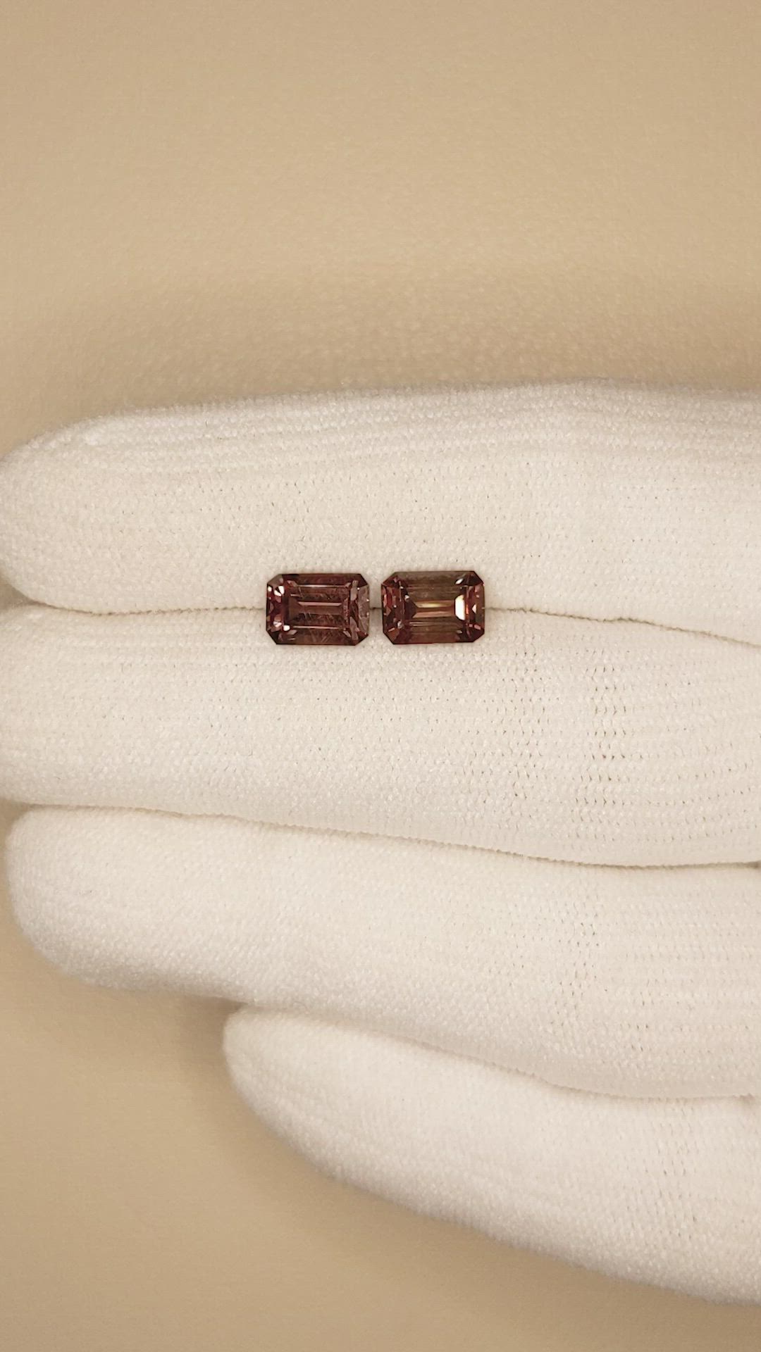 2.57&nbsp;Ct.Tw.Total Carat Weight Garnet Pair from Madagascar Size Video