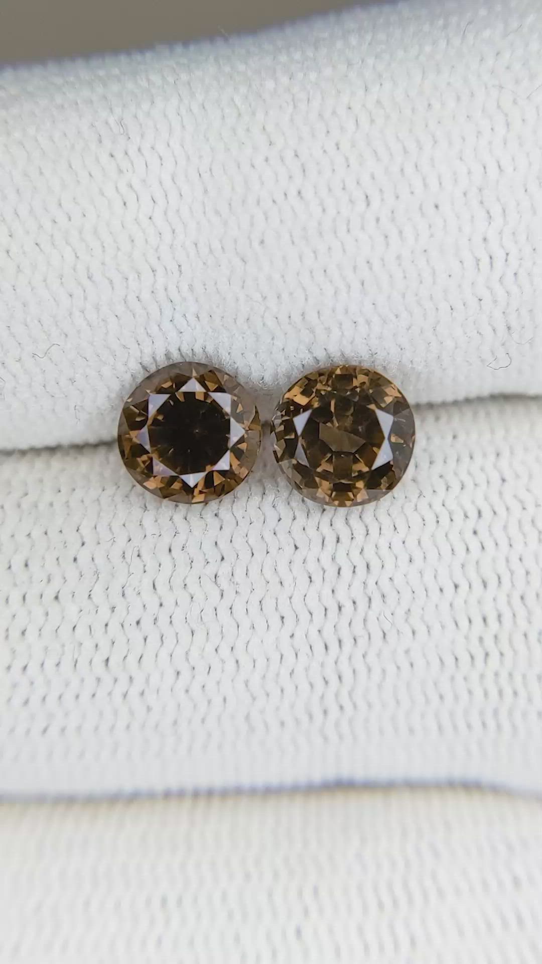 2.97 Ct.Tw.Total Carat Weight Garnet Pair from Madagascar Size Video