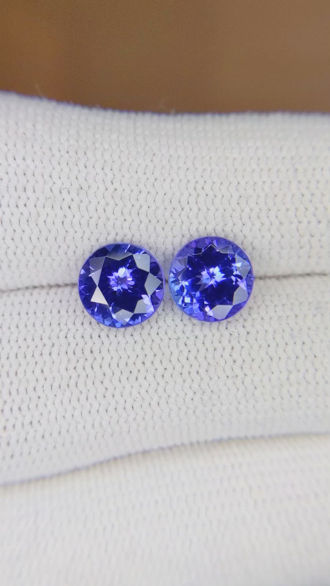 3.33 Ct.Tw.Total Carat Weight Tanzanite Pair from Tanzania Size Video