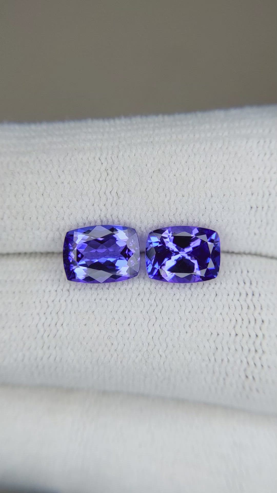 2.99 Ct.Tw.Total Carat Weight Tanzanite Pair from Tanzania Size Video