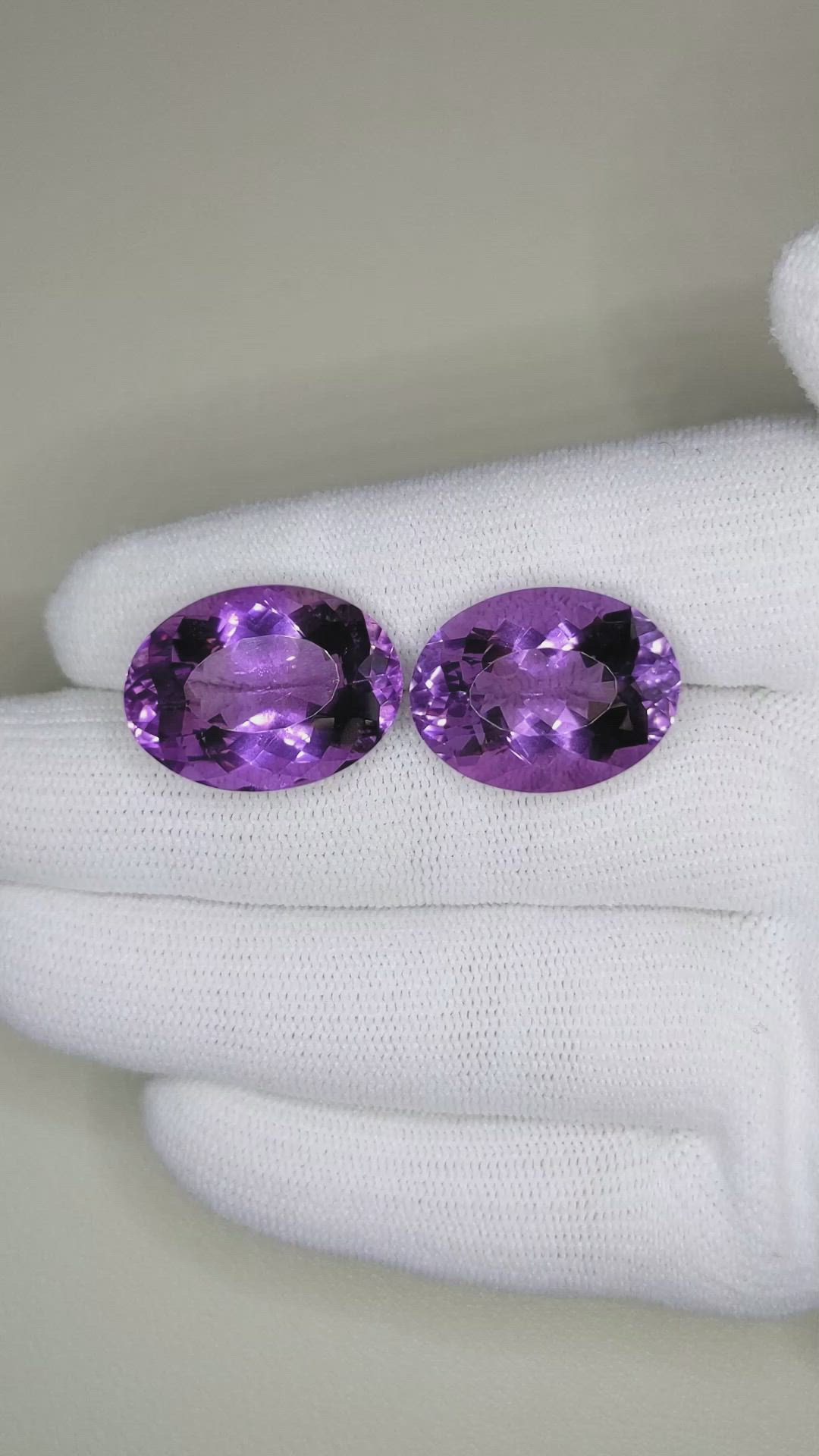 33.74&nbsp;Ct.Tw.Total Carat Weight Amethyst Pair from Brazil Size Video