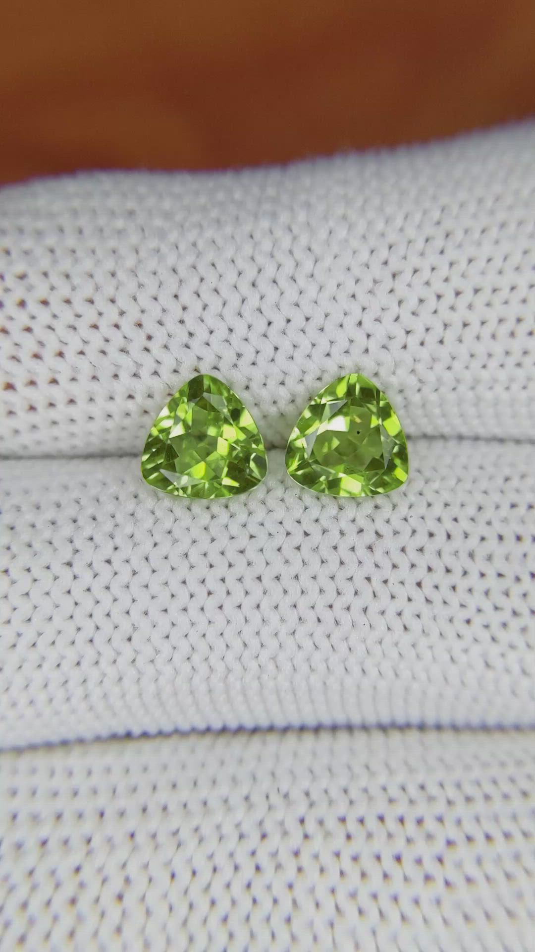 2.26 Ct.Tw.Total Carat Weight Peridot Pair from Pakistan Size Video